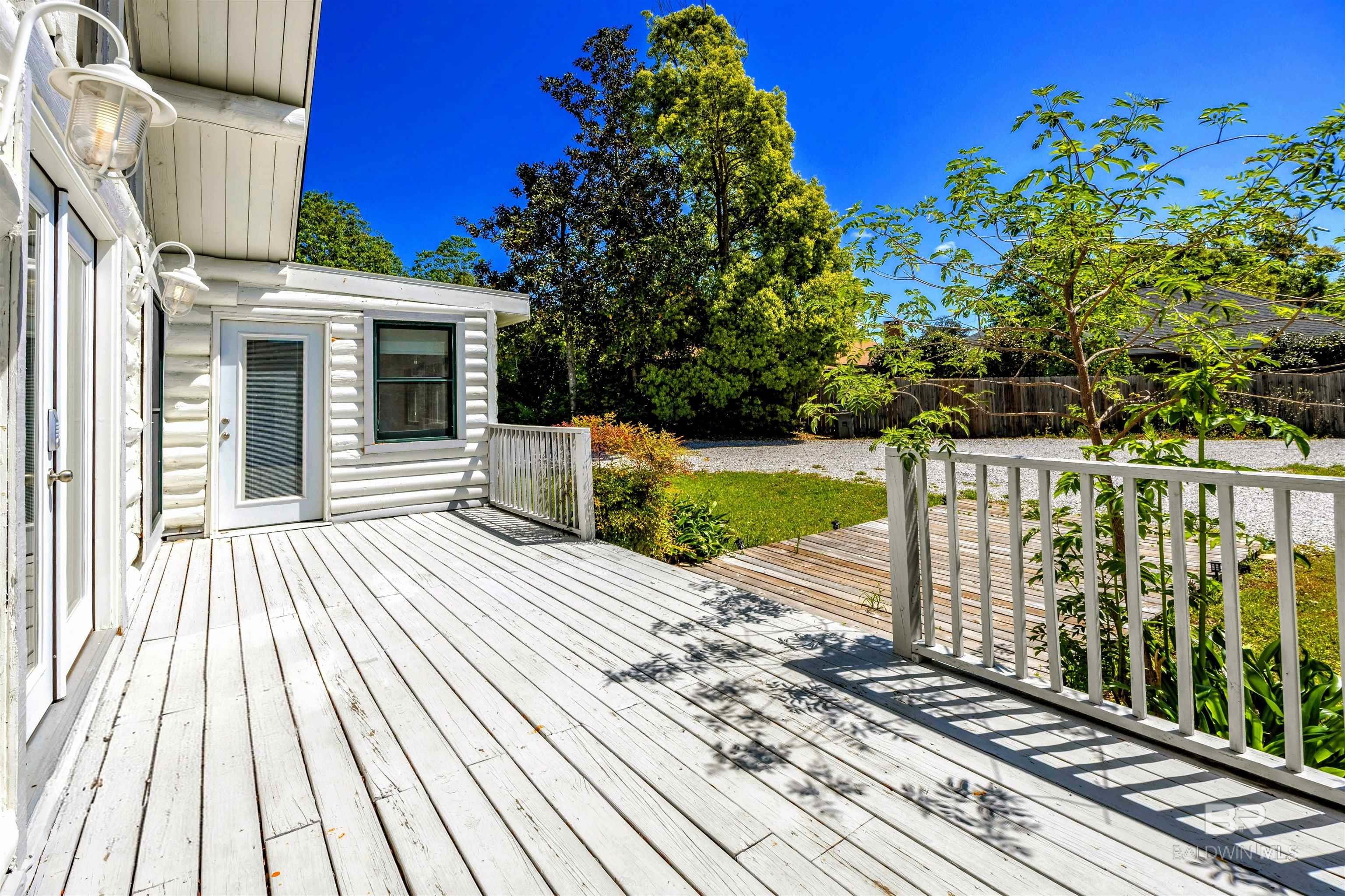 2221 Club House Drive, Lillian, AL, 36549