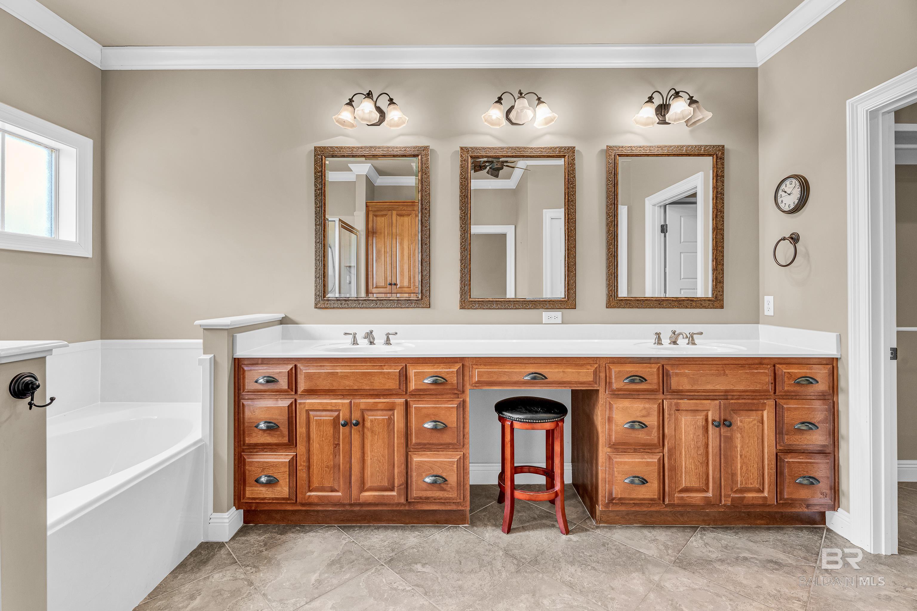 10677 Harwell Court, Daphne, AL, 36526