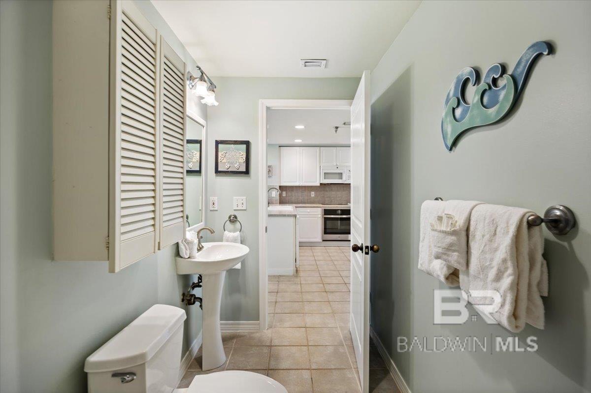 22 Via DeLuna Drive UNIT 304, Pensacola Beach, FL, 32561