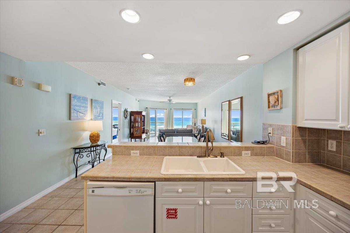 22 Via DeLuna Drive UNIT 304, Pensacola Beach, FL, 32561