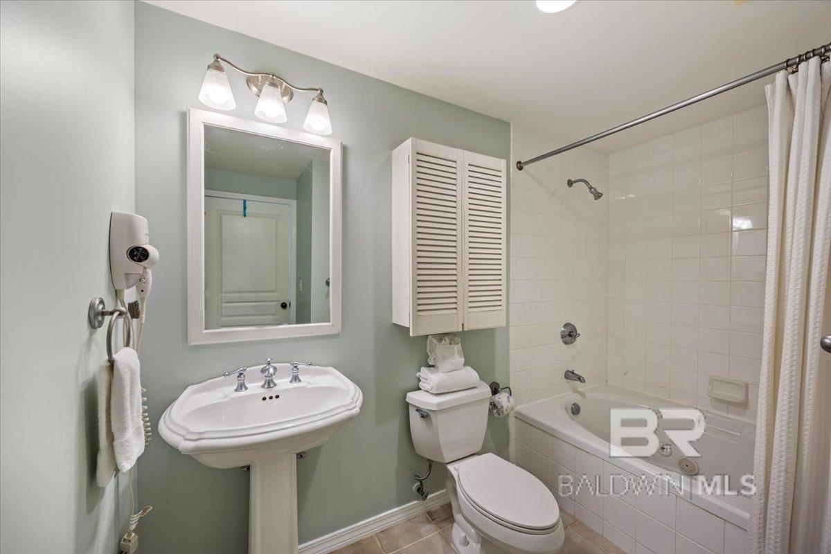 22 Via DeLuna Drive UNIT 304, Pensacola Beach, FL, 32561