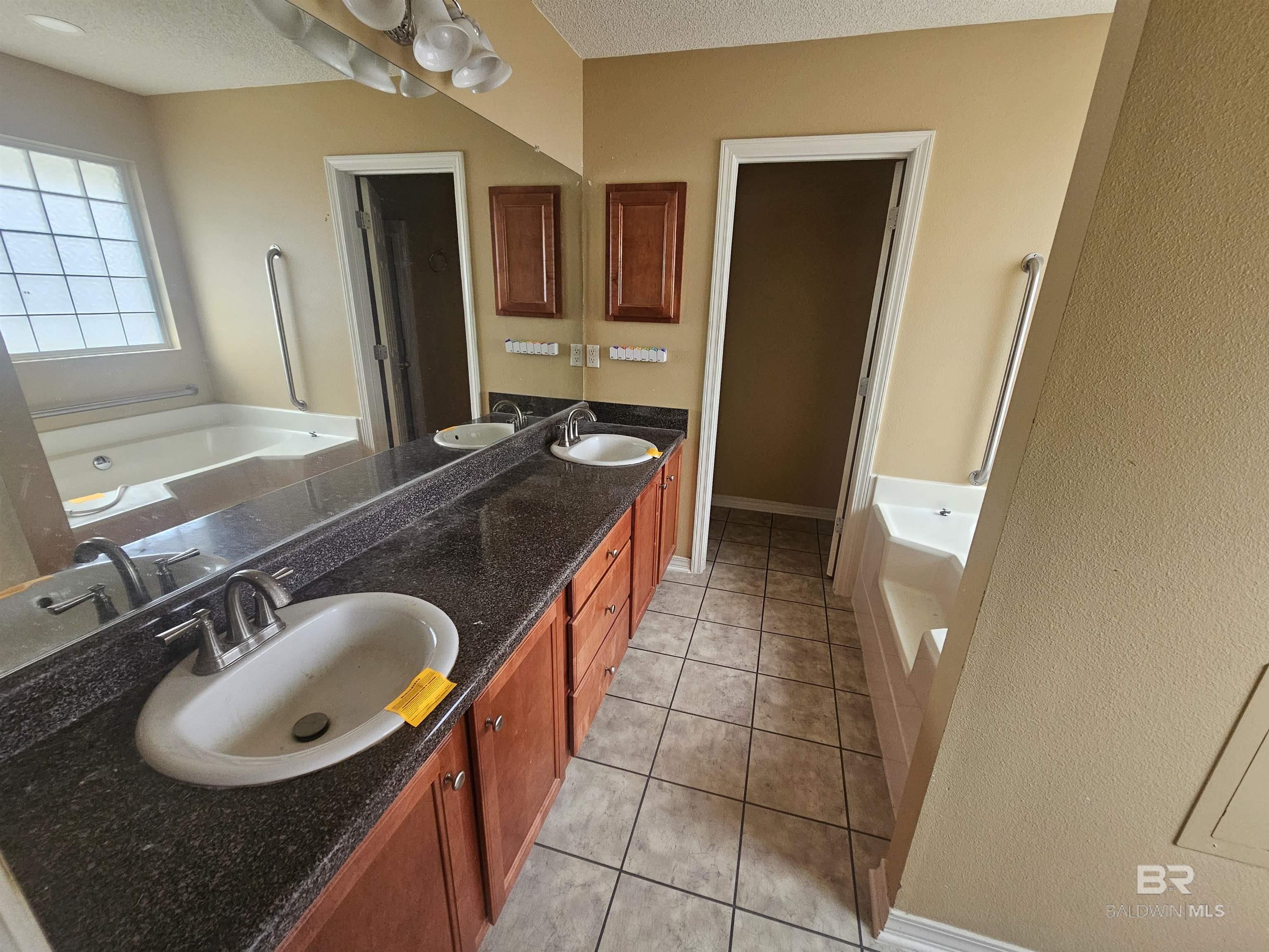 13066 E Concord Drive, Lillian, AL, 36549