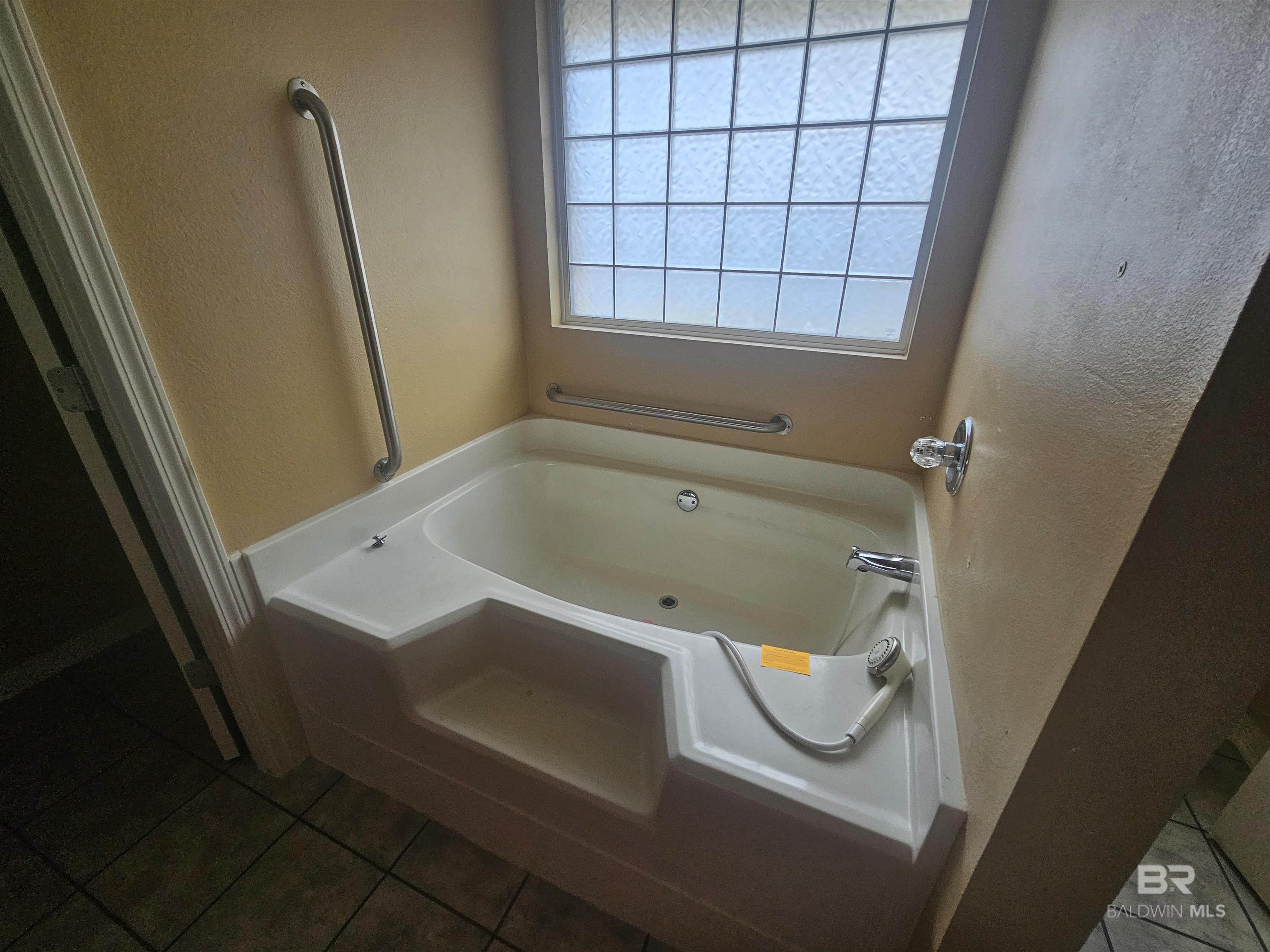 13066 E Concord Drive, Lillian, AL, 36549