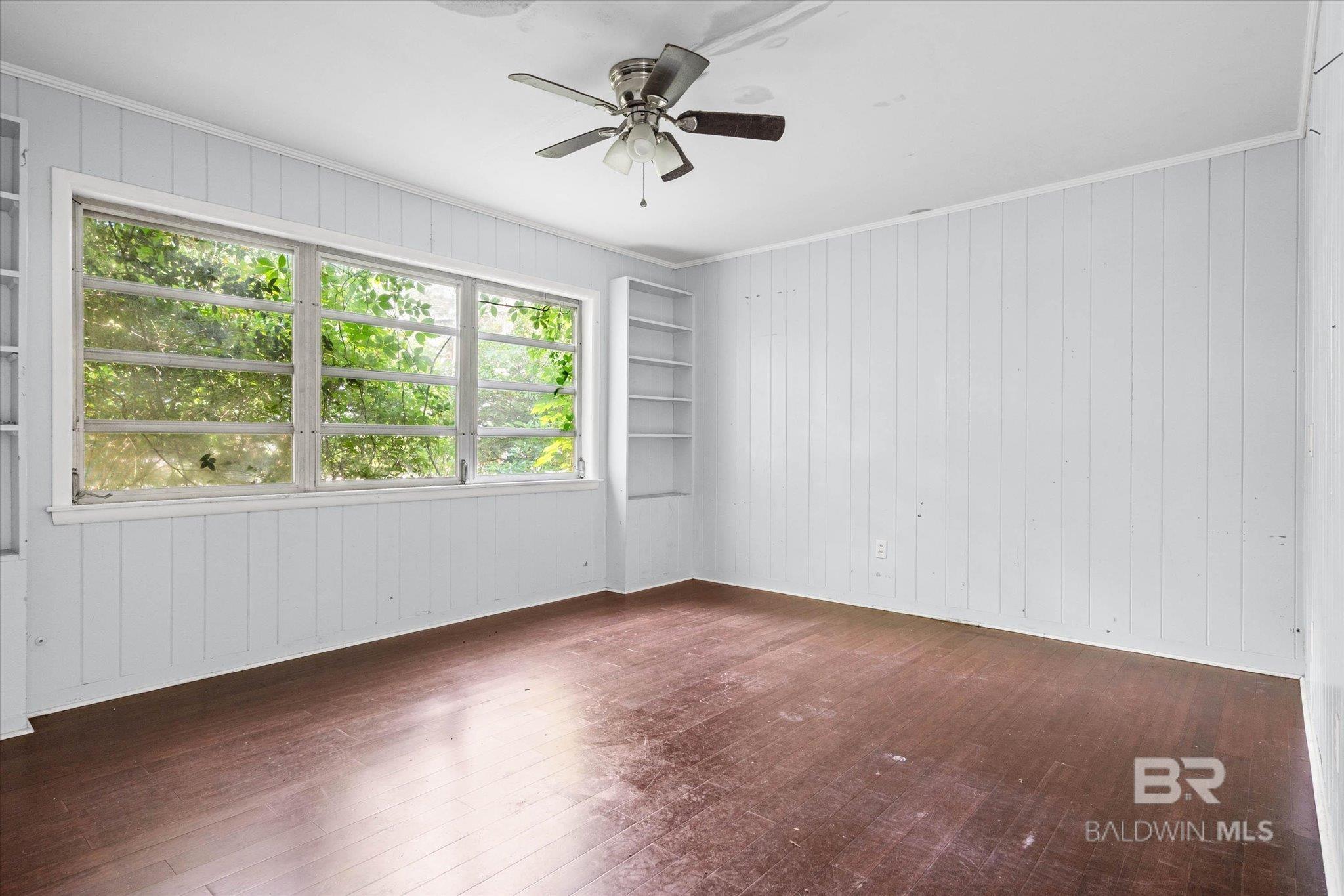 https://zimg.paragon.ice.com/ParagonImages/Property/PG/BCAR/395037/15/0/0/42fe8743675e00bddaf441b2228ddbfa/7/4b271ca8911cb6cda45f3a62db5fe98d/395037-cdfb7d22-0f06-4021-a521-819bcd02e82d.JPG