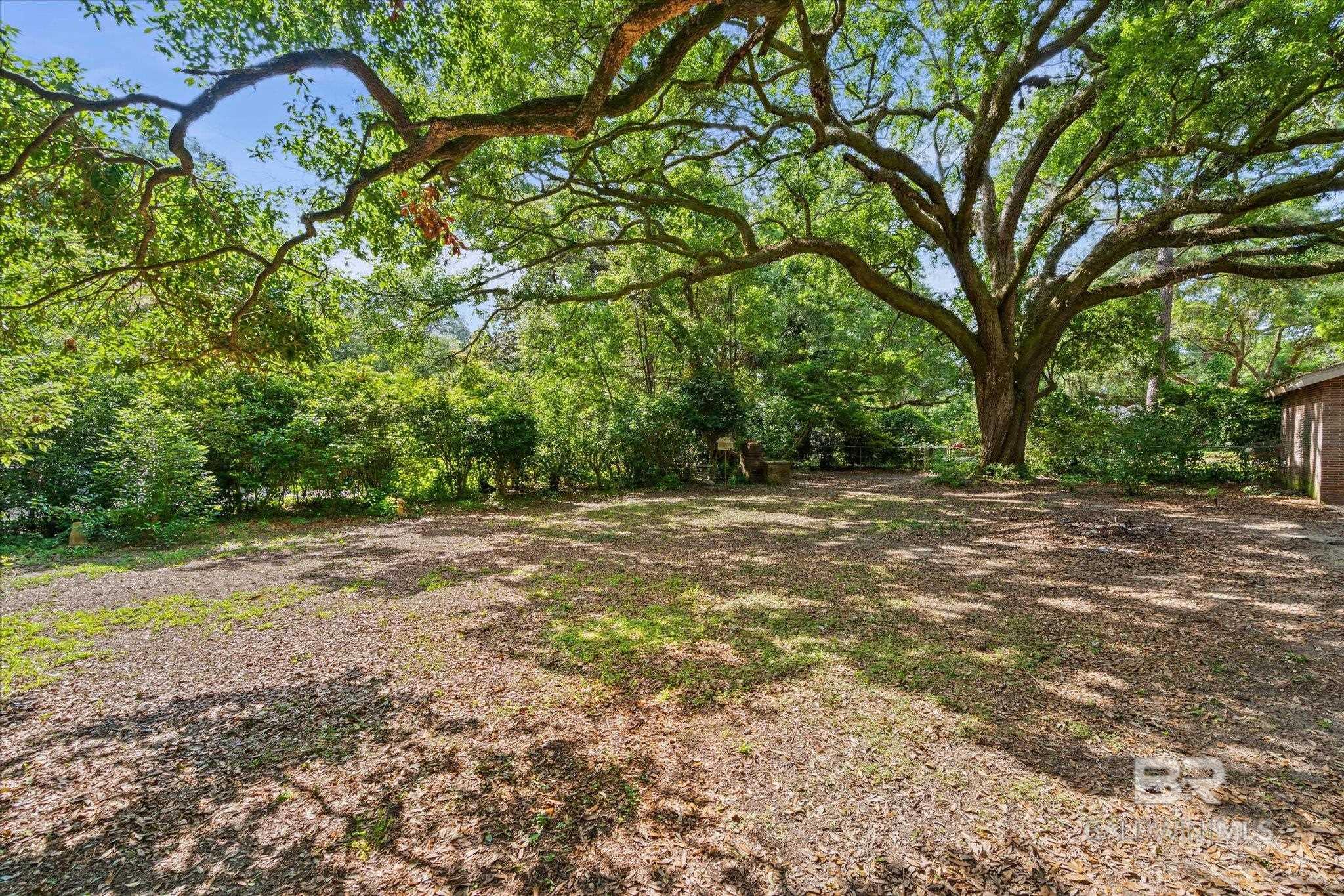 https://zimg.paragon.ice.com/ParagonImages/Property/PG/BCAR/395037/17/0/0/9432f7c4edeac9dc6bf35bf310b7507c/7/4b271ca8911cb6cda45f3a62db5fe98d/395037-1569c254-43ad-49ce-86d8-124da3734f44.JPG