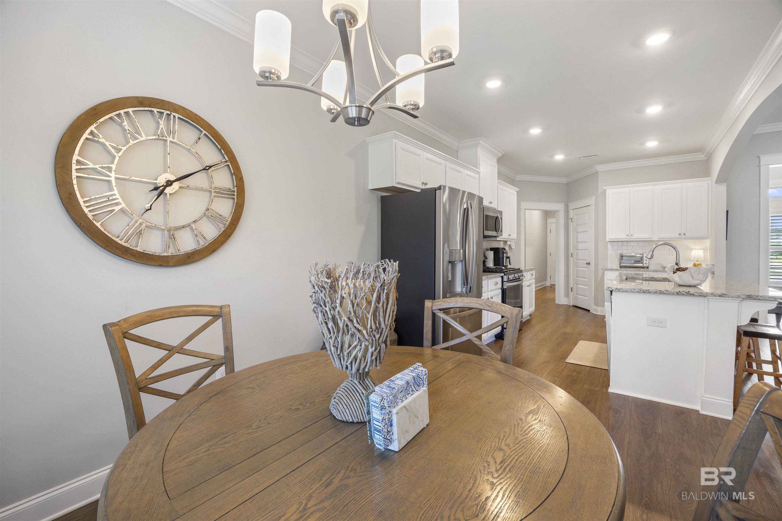 https://zimg.paragon.ice.com/ParagonImages/Property/PG/BCAR/395056/24/0/0/8a19af8ab87f1ca509d13706da8d40f6/7/230f4ad7e3eb43330c52b01f63f7ff17/395056-99596a66-2a60-4460-a123-7122e0e1eddb.JPG