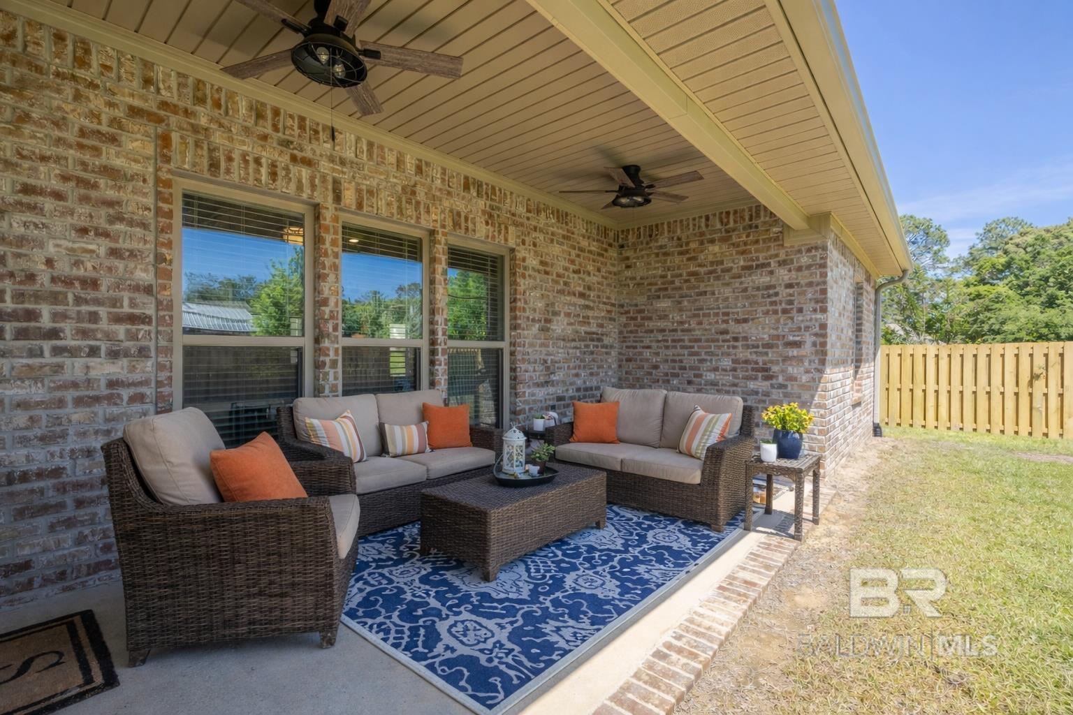 https://zimg.paragon.ice.com/ParagonImages/Property/PG/BCAR/395056/47/0/0/c8db06fe04104dc9a0515e769bcdb255/7/230f4ad7e3eb43330c52b01f63f7ff17/395056-69f6d6ee-85c6-4e93-b41a-887f3f240bdd.JPG