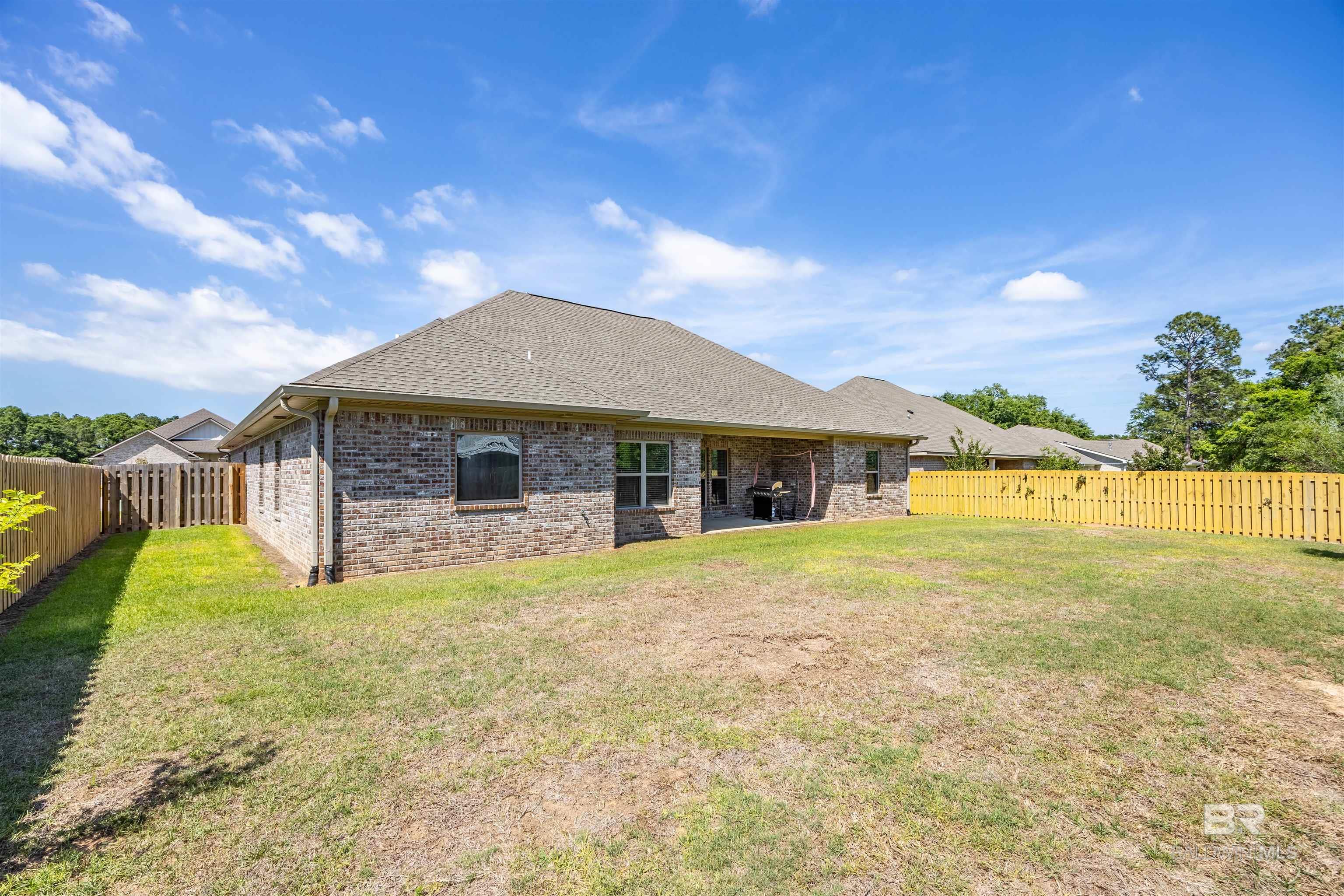 https://zimg.paragon.ice.com/ParagonImages/Property/PG/BCAR/395056/51/0/0/cd14cf9a63cddb9cb45744d64b192731/7/230f4ad7e3eb43330c52b01f63f7ff17/395056-68ad0c84-034d-4a34-8135-b19f7c9b3f94.JPG