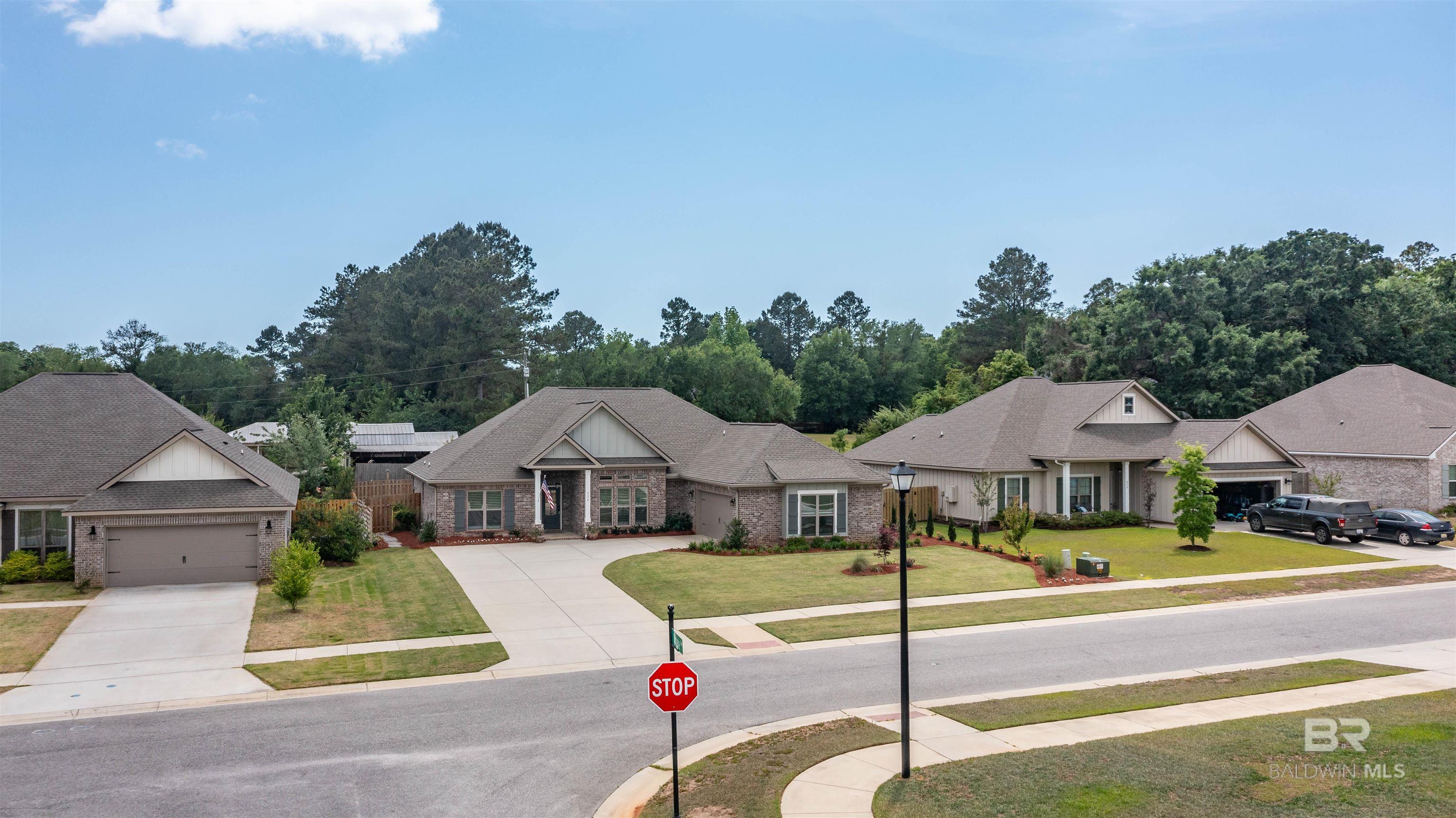 https://zimg.paragon.ice.com/ParagonImages/Property/PG/BCAR/395056/58/0/0/1437877657b38794aa772c2b4c189332/7/230f4ad7e3eb43330c52b01f63f7ff17/395056-44be1bf0-1439-4cf9-8e2a-6fc77ca22cdf.JPG
