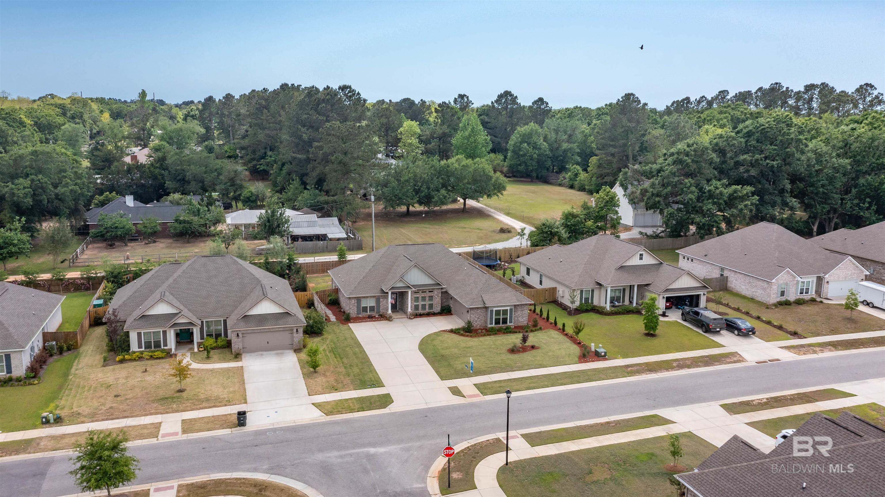 https://zimg.paragon.ice.com/ParagonImages/Property/PG/BCAR/395056/59/0/0/efd8979e907881842329d4b18fe83926/7/230f4ad7e3eb43330c52b01f63f7ff17/395056-acf2fc8c-04aa-445e-a855-2b8c3e6f22ed.JPG