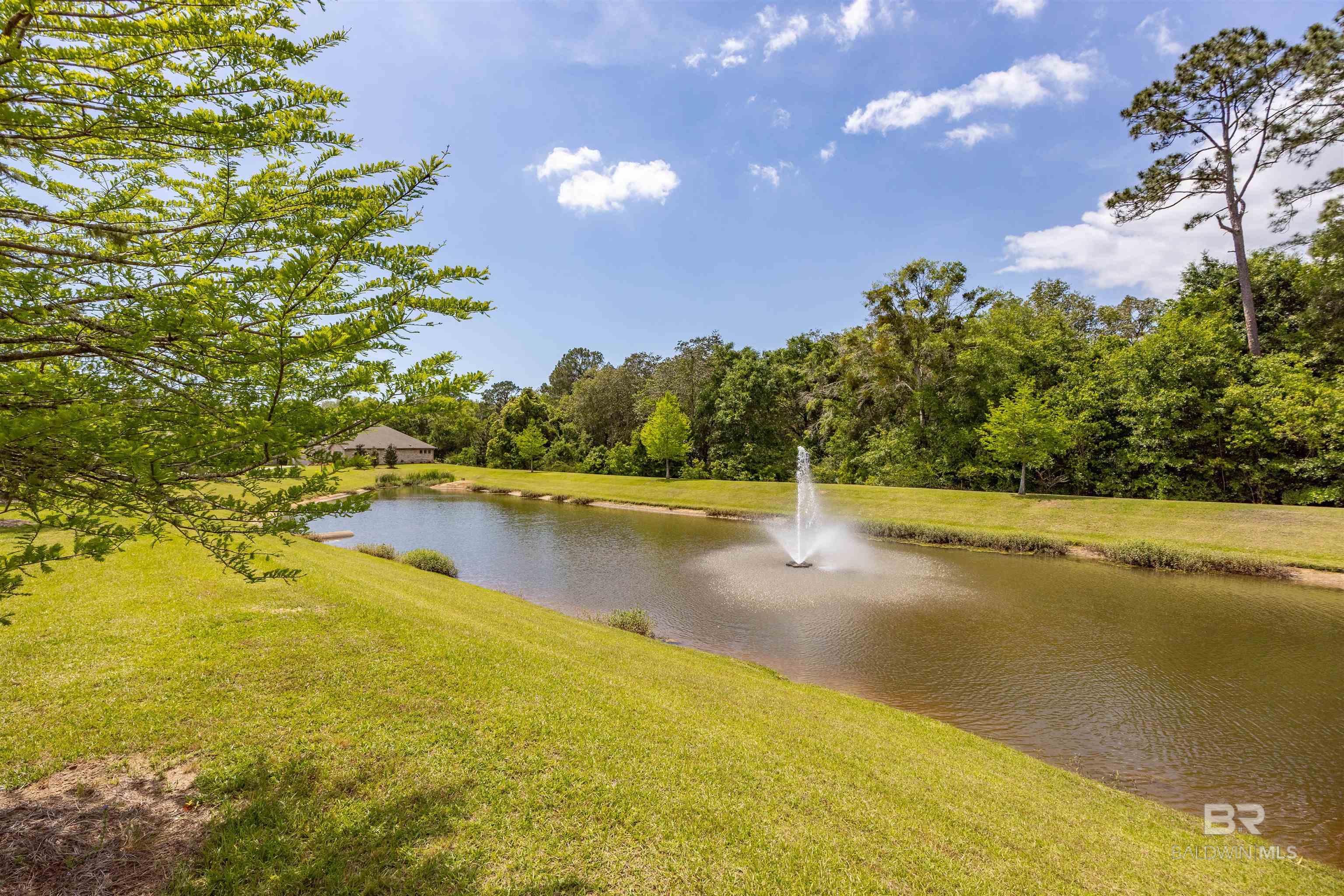 https://zimg.paragon.ice.com/ParagonImages/Property/PG/BCAR/395056/9/0/0/cf7080fd46dc1cff0f588139bdcb7c36/7/230f4ad7e3eb43330c52b01f63f7ff17/395056-70e5d75f-327a-47e3-b9e1-6772eb3cffeb.JPG
