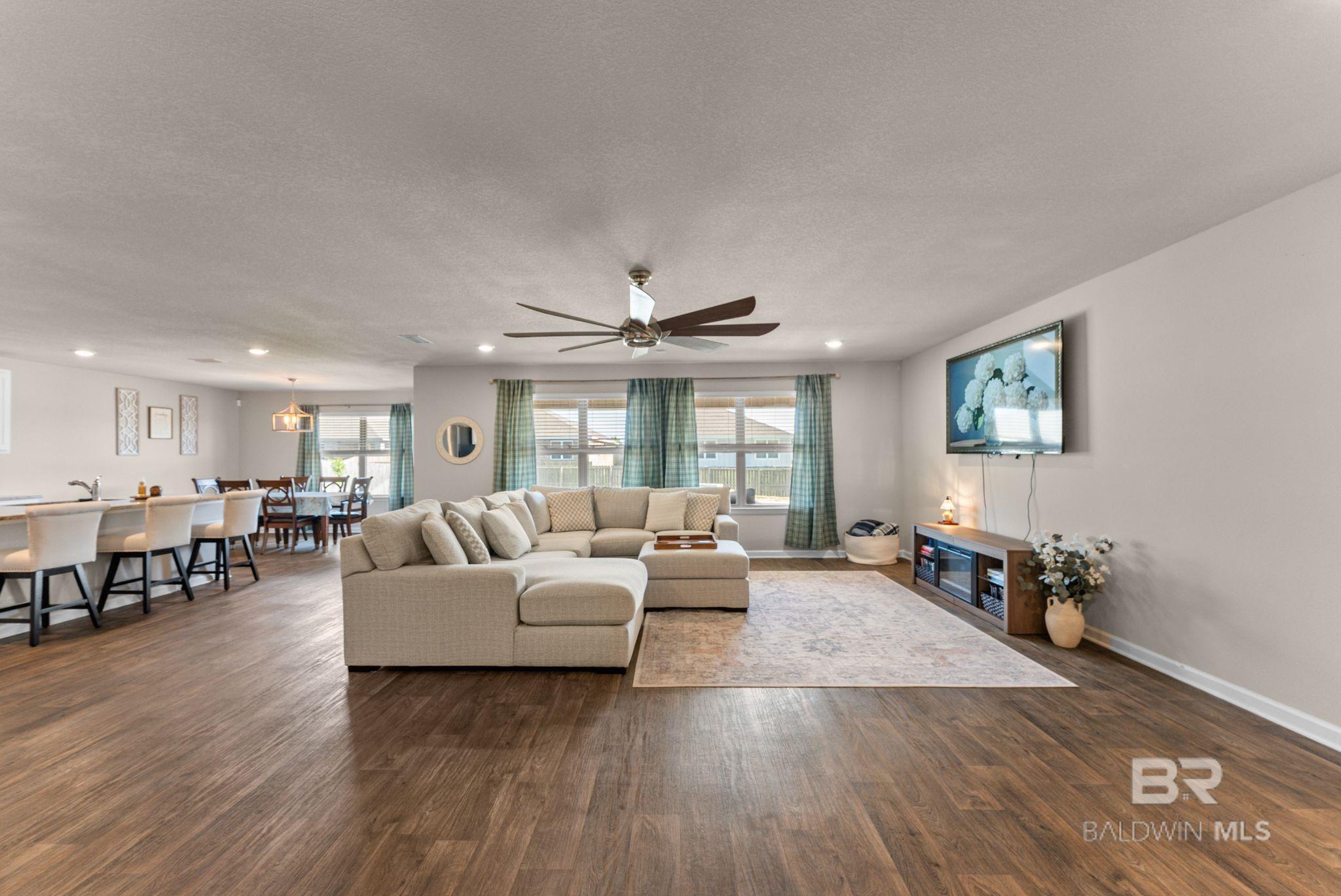 8394 Mackie Lane, Daphne, AL, 36526