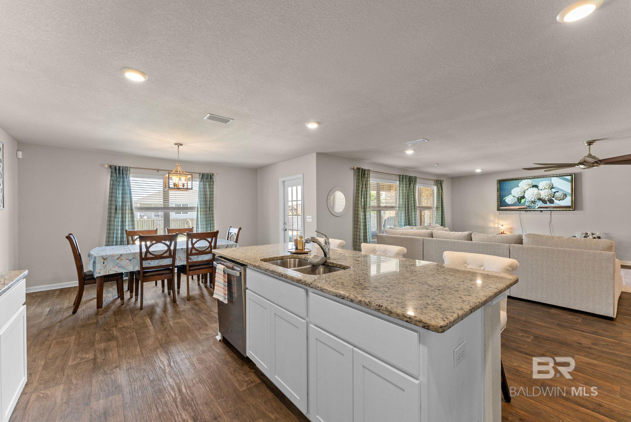 8394 Mackie Lane, Daphne, AL, 36526