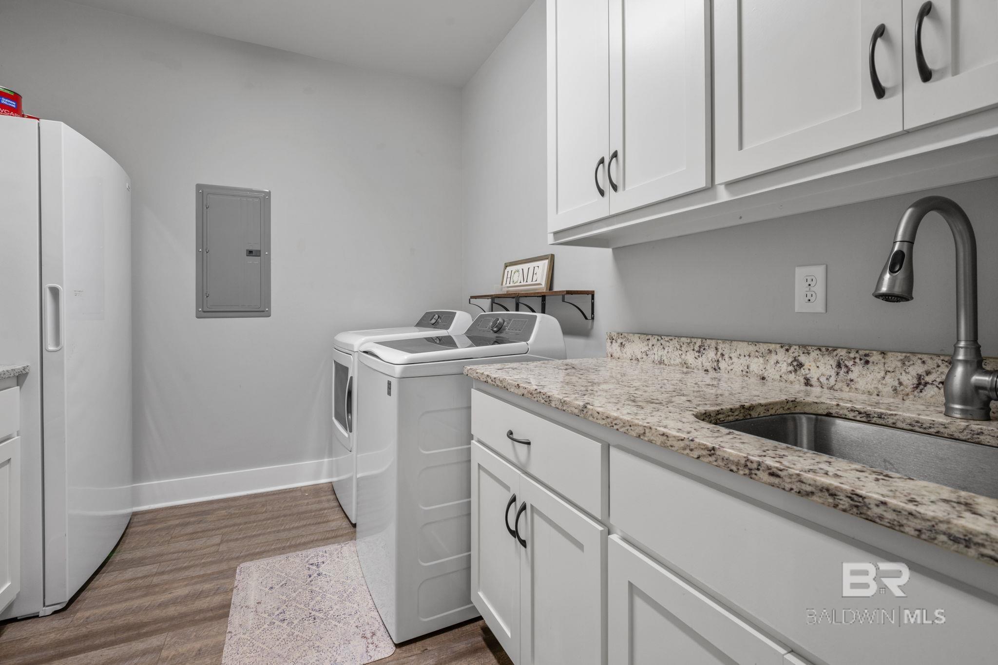 5289 Walter Lee Circle, Grand Bay, AL, 36541