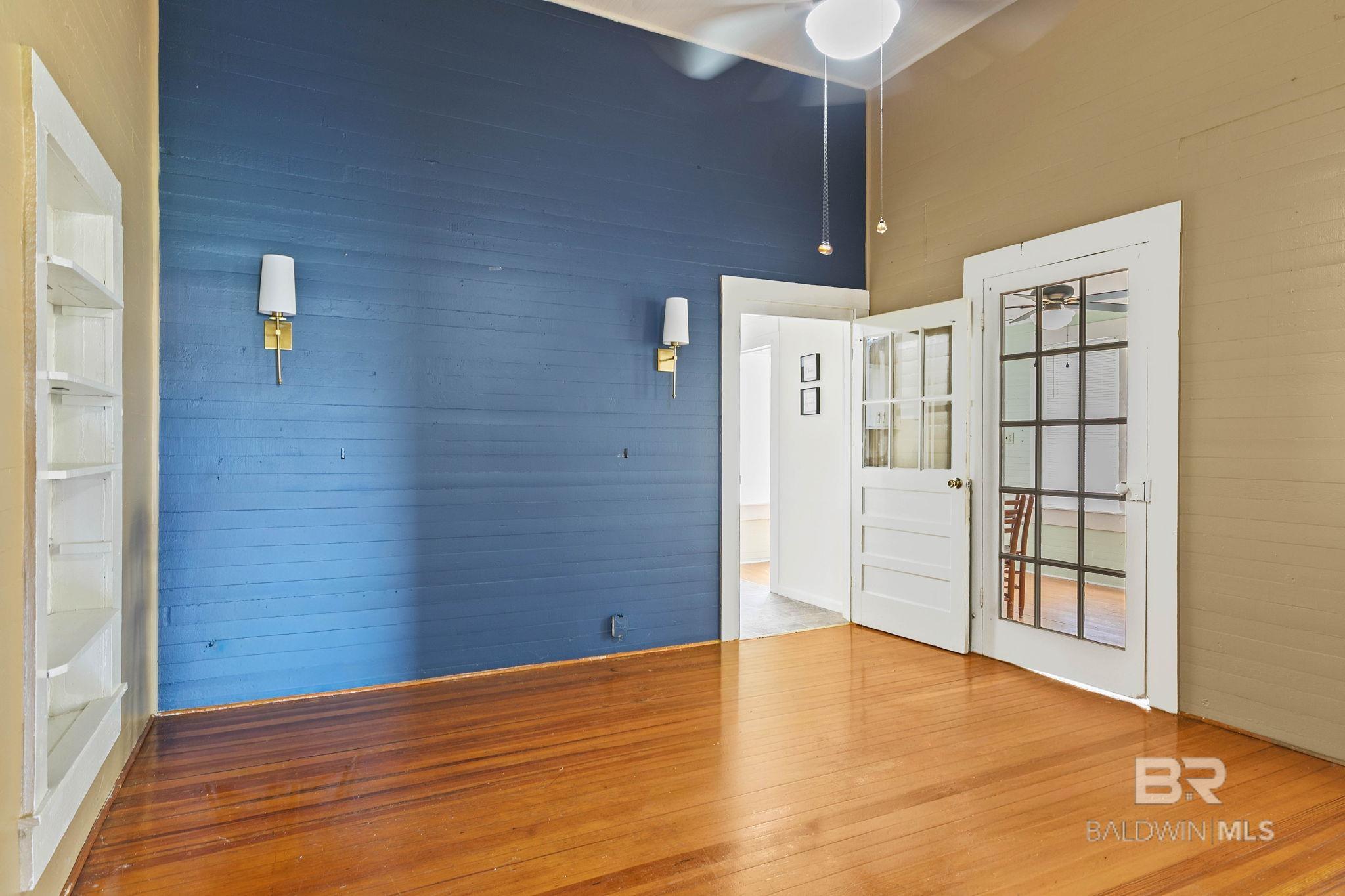https://zimg.paragon.ice.com/ParagonImages/Property/PG/BCAR/395114/22/0/0/87a78971828557d5f15483cb1ece50b9/7/ab0661a6e4ab1903788d7193aebb6b16/395114-1935c024-4e53-4b55-86c4-3f4170f8f4e6.JPG