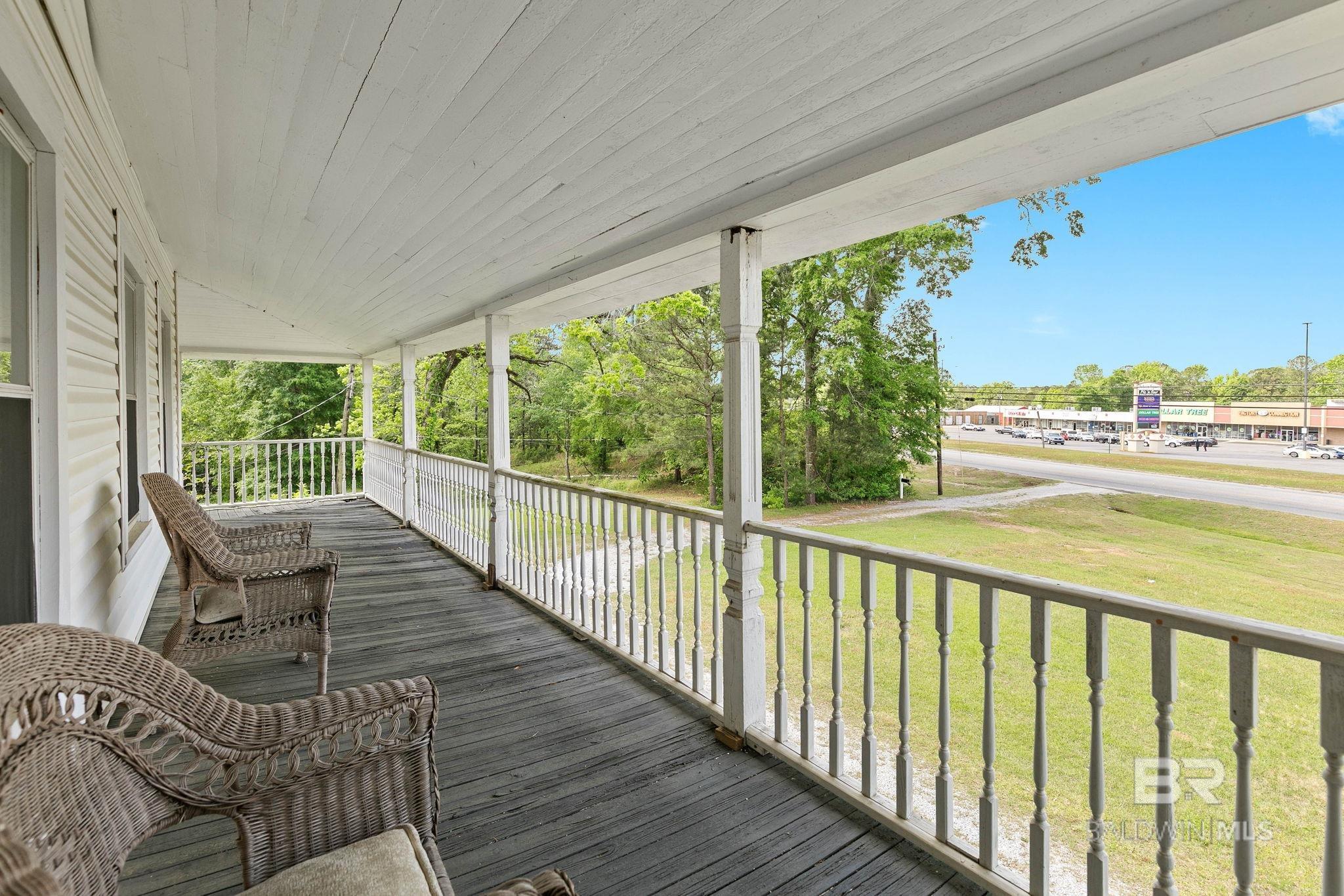 https://zimg.paragon.ice.com/ParagonImages/Property/PG/BCAR/395114/42/0/0/cac8a989fc9dcd3e7e5d5c2dae0cf28e/7/ab0661a6e4ab1903788d7193aebb6b16/395114-bcf14d4a-ab73-4a28-a2d4-092e021dfc33.JPG