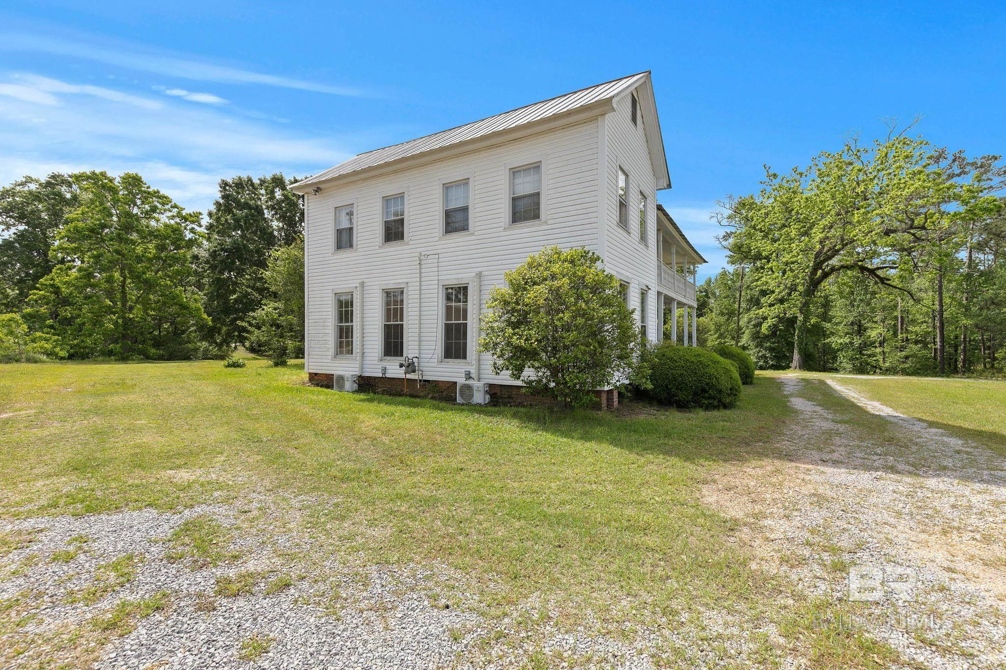 https://zimg.paragon.ice.com/ParagonImages/Property/PG/BCAR/395114/53/0/0/a728abd758e3e5f7bac06e1da9553eca/7/ab0661a6e4ab1903788d7193aebb6b16/395114-1aeced2b-f16c-4108-a10e-b7d8dd60c58b.JPG