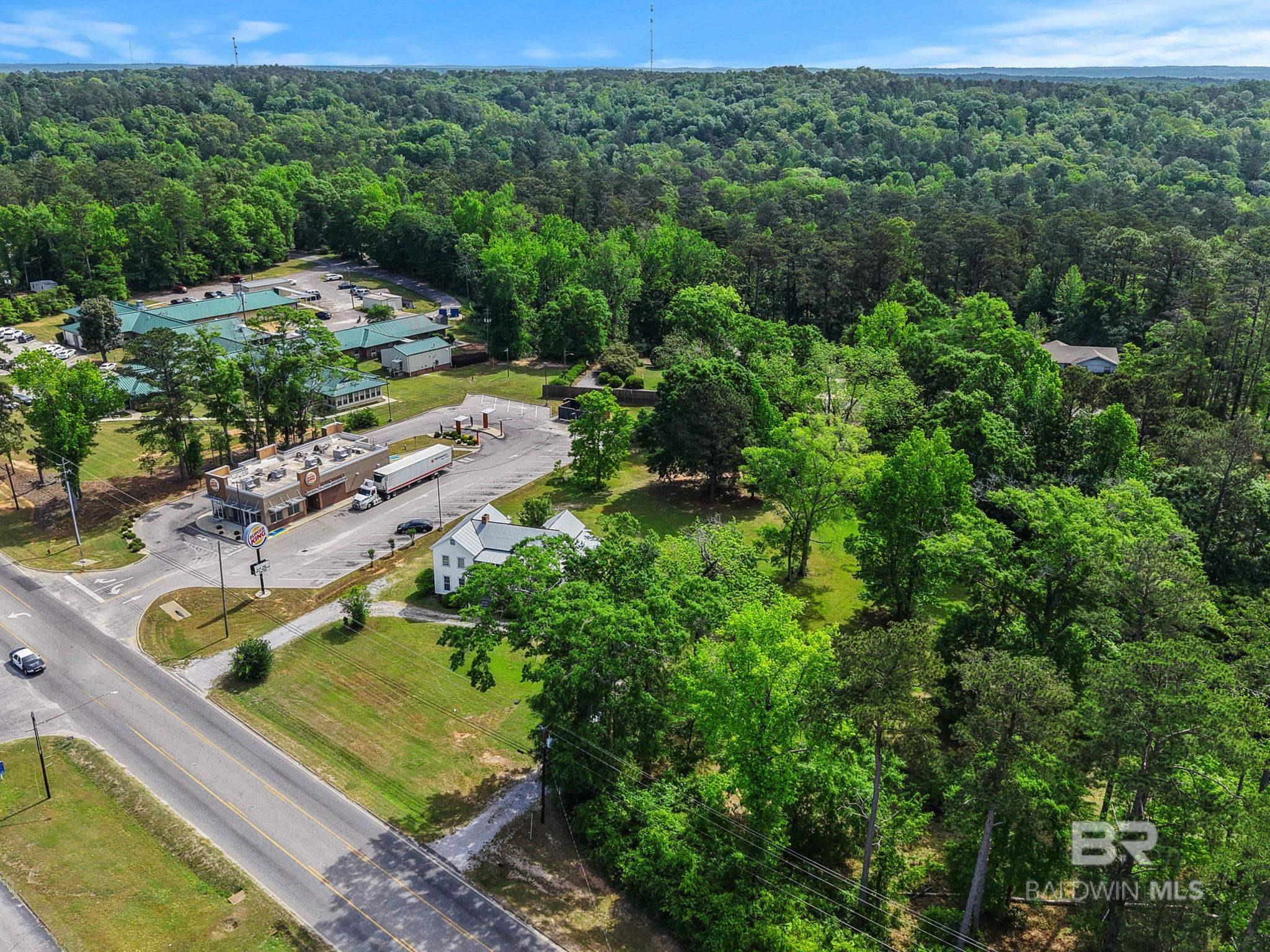 https://zimg.paragon.ice.com/ParagonImages/Property/PG/BCAR/395114/55/0/0/f415f2bfae954f3e8f77c22311c00172/7/ab0661a6e4ab1903788d7193aebb6b16/395114-1e2b75dd-1845-47b1-ac48-9781176fd366.JPG