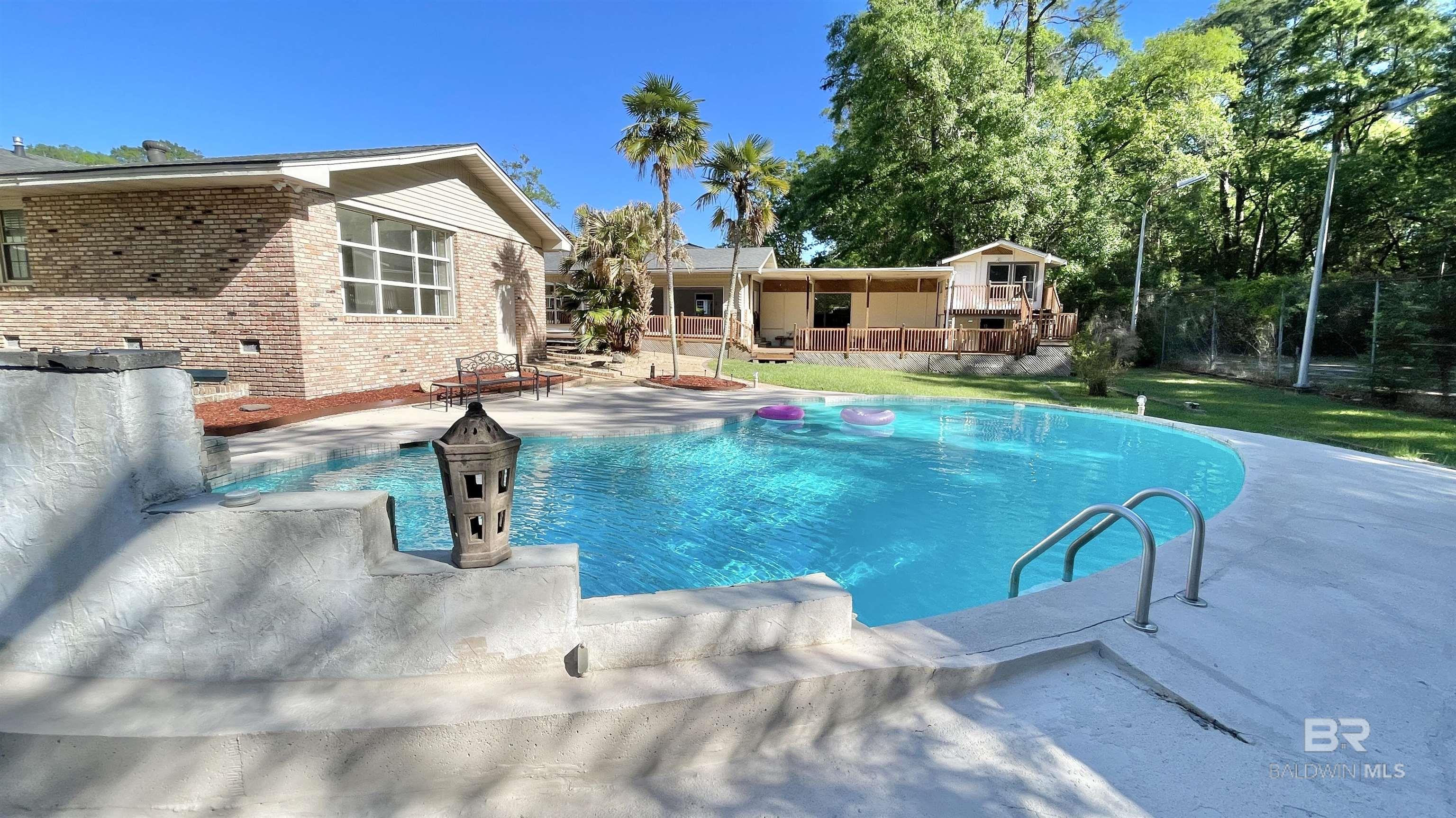 1118 W Carre Drive, Mobile, AL, 36618-1752