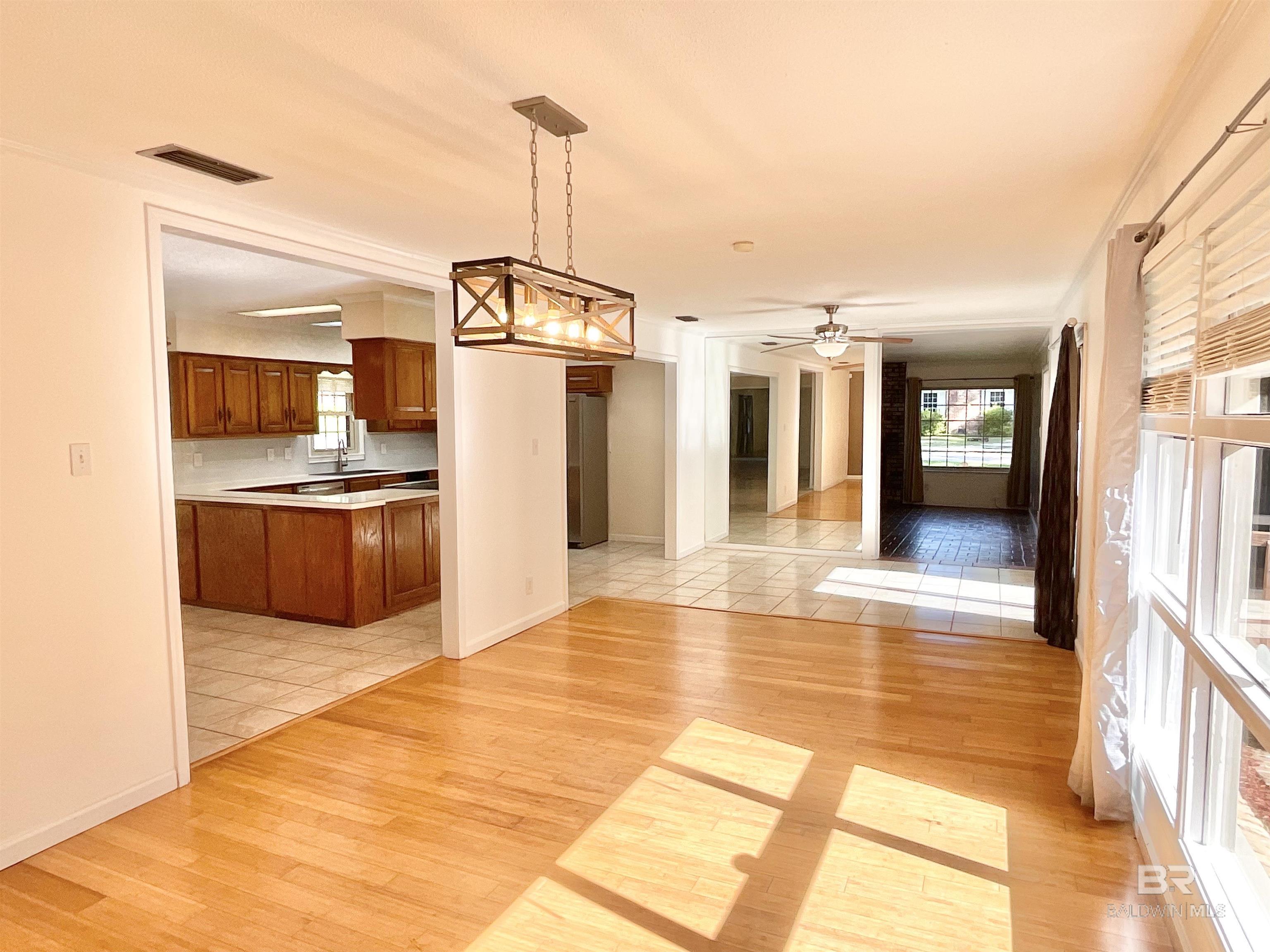 1118 W Carre Drive, Mobile, AL, 36618-1752