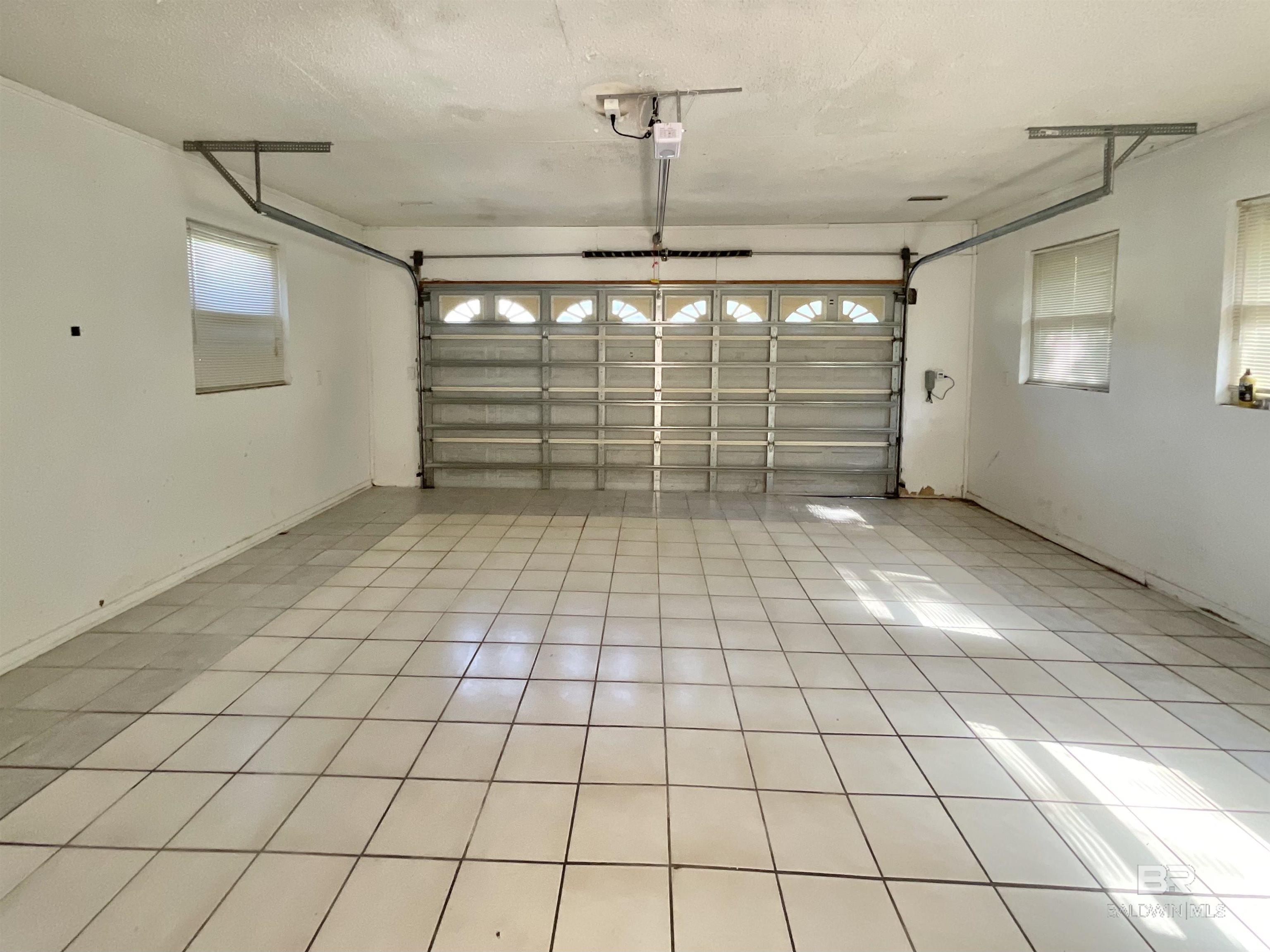 1118 W Carre Drive, Mobile, AL, 36618-1752