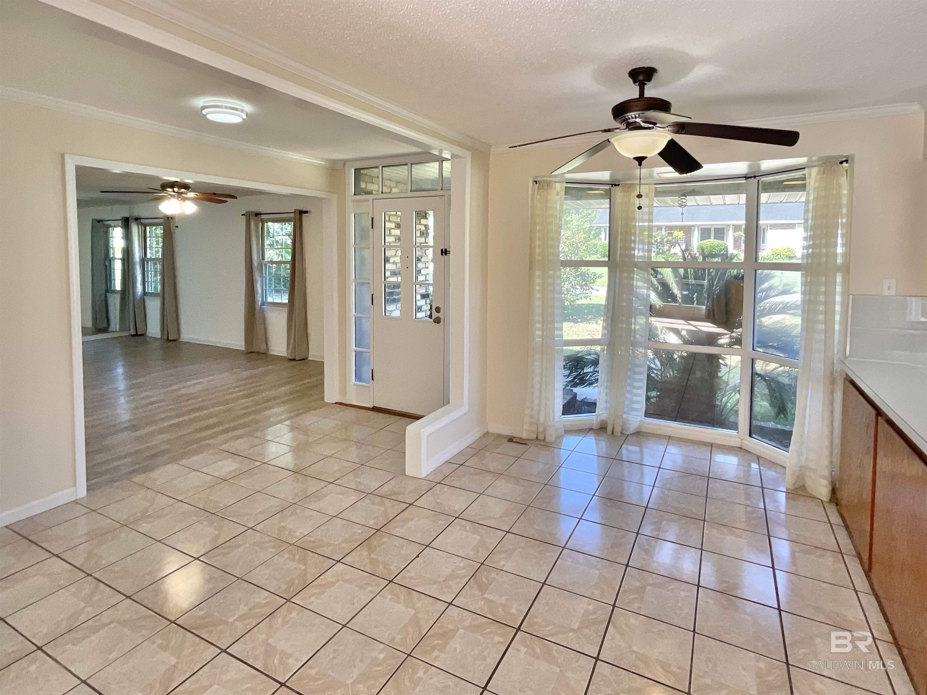 1118 W Carre Drive, Mobile, AL, 36618-1752