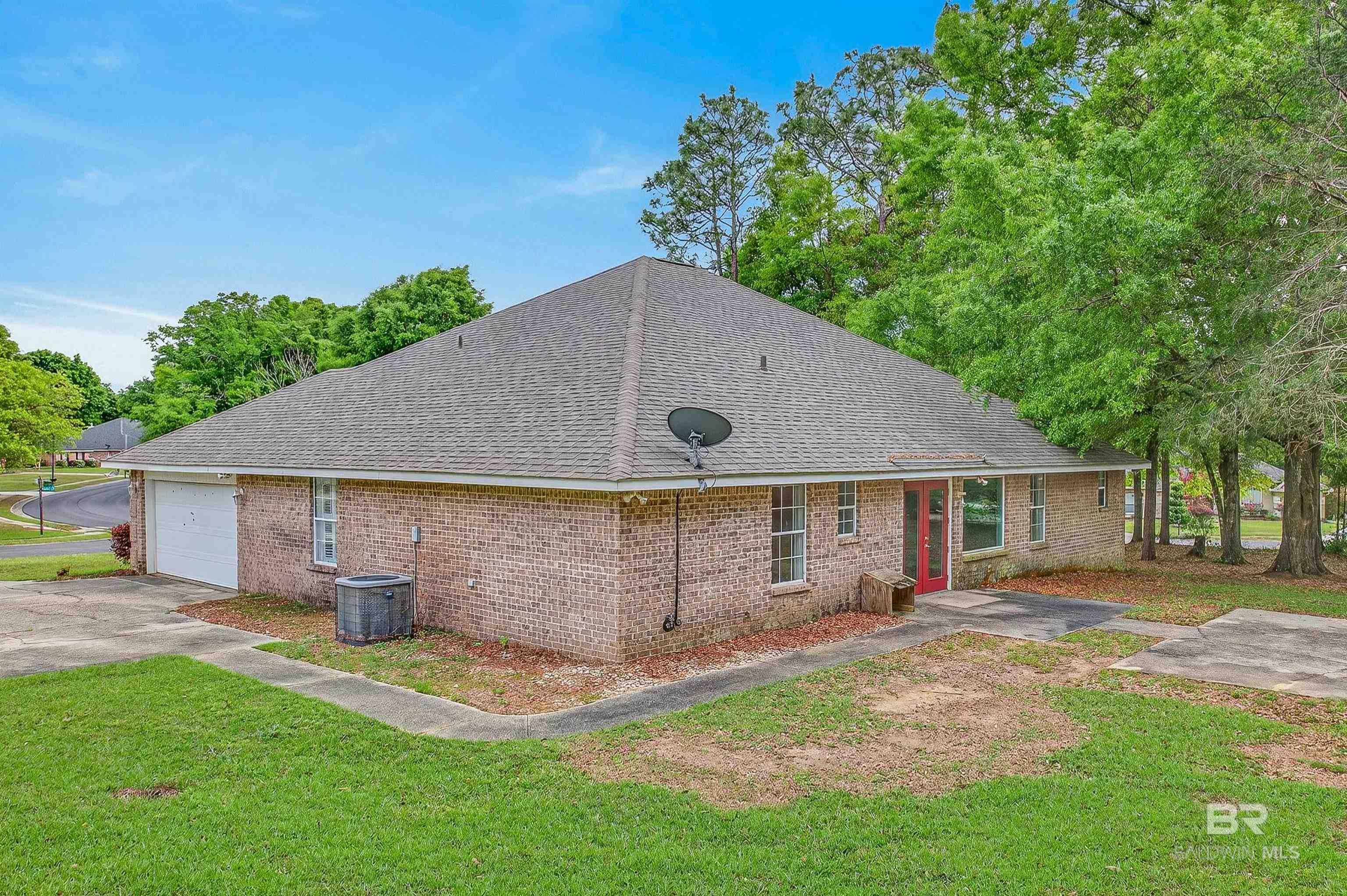 11541 Maple Court, Daphne, AL, 36526