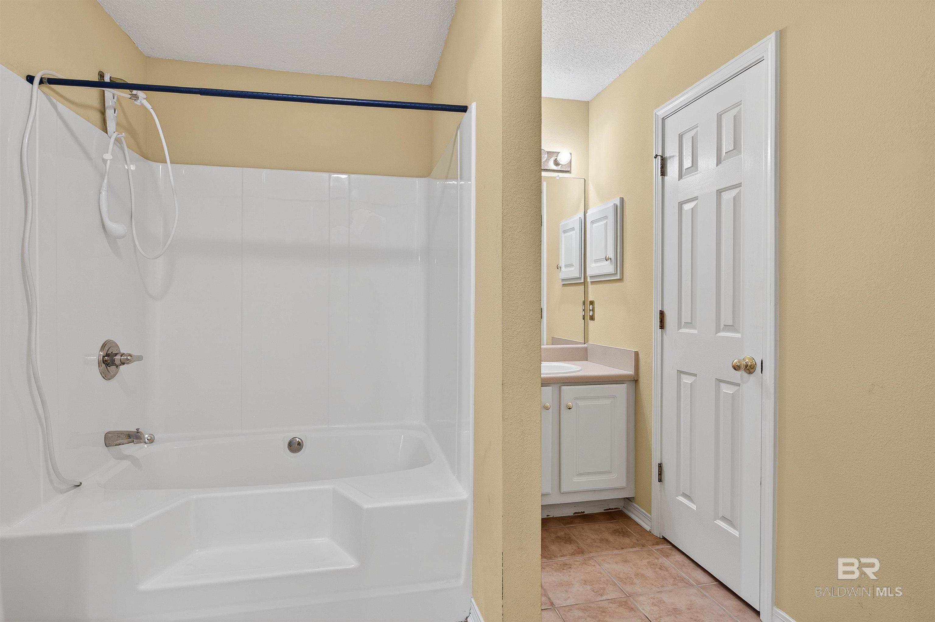 11541 Maple Court, Daphne, AL, 36526