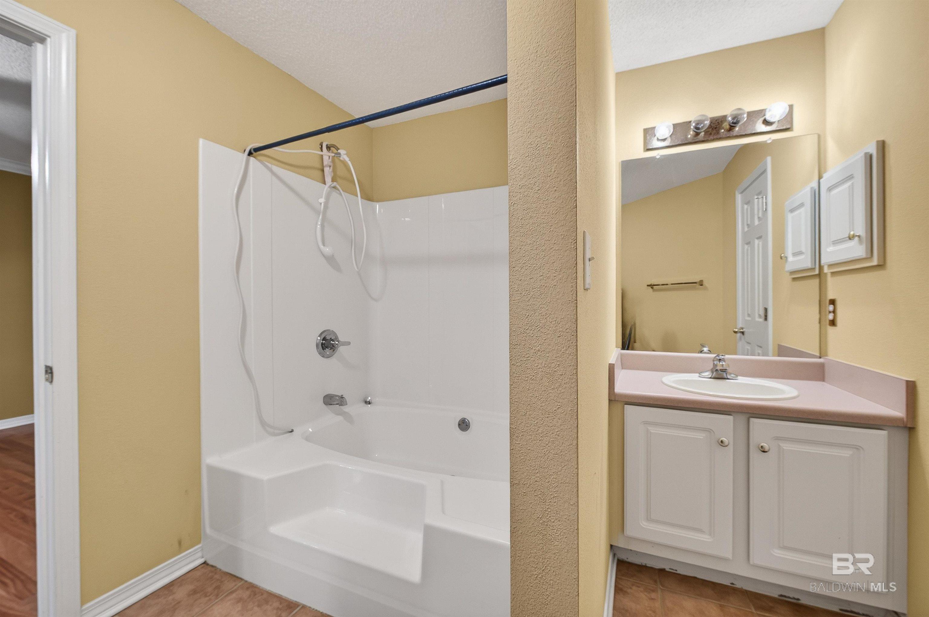 11541 Maple Court, Daphne, AL, 36526