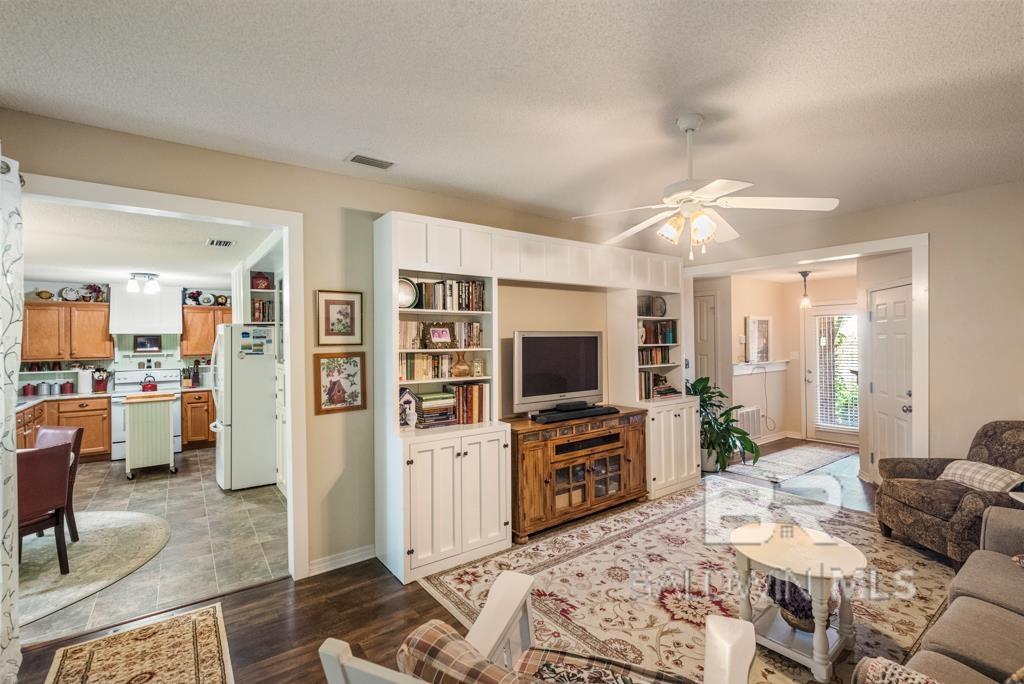 333 Cahaba Street, Foley, AL, 36535