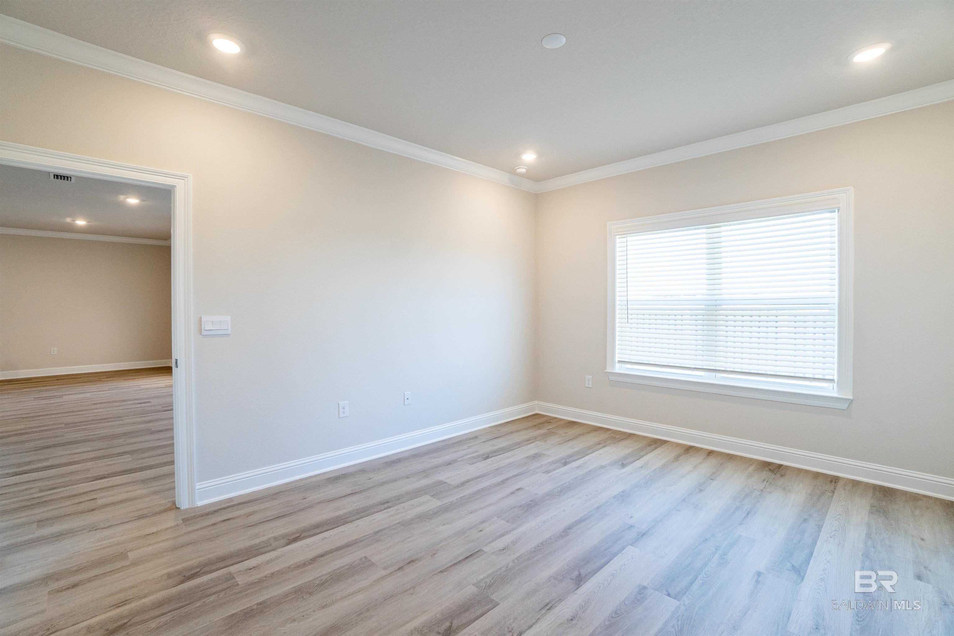 https://zimg.paragon.ice.com/ParagonImages/Property/PG/BCAR/395129/10/0/0/4645c81a53dc3a228c8207ab6166a068/7/94b61fd71109b35bed0516c56db93f6f/395129-d7a13fb6-00ff-495f-805a-7465599accf2.JPG