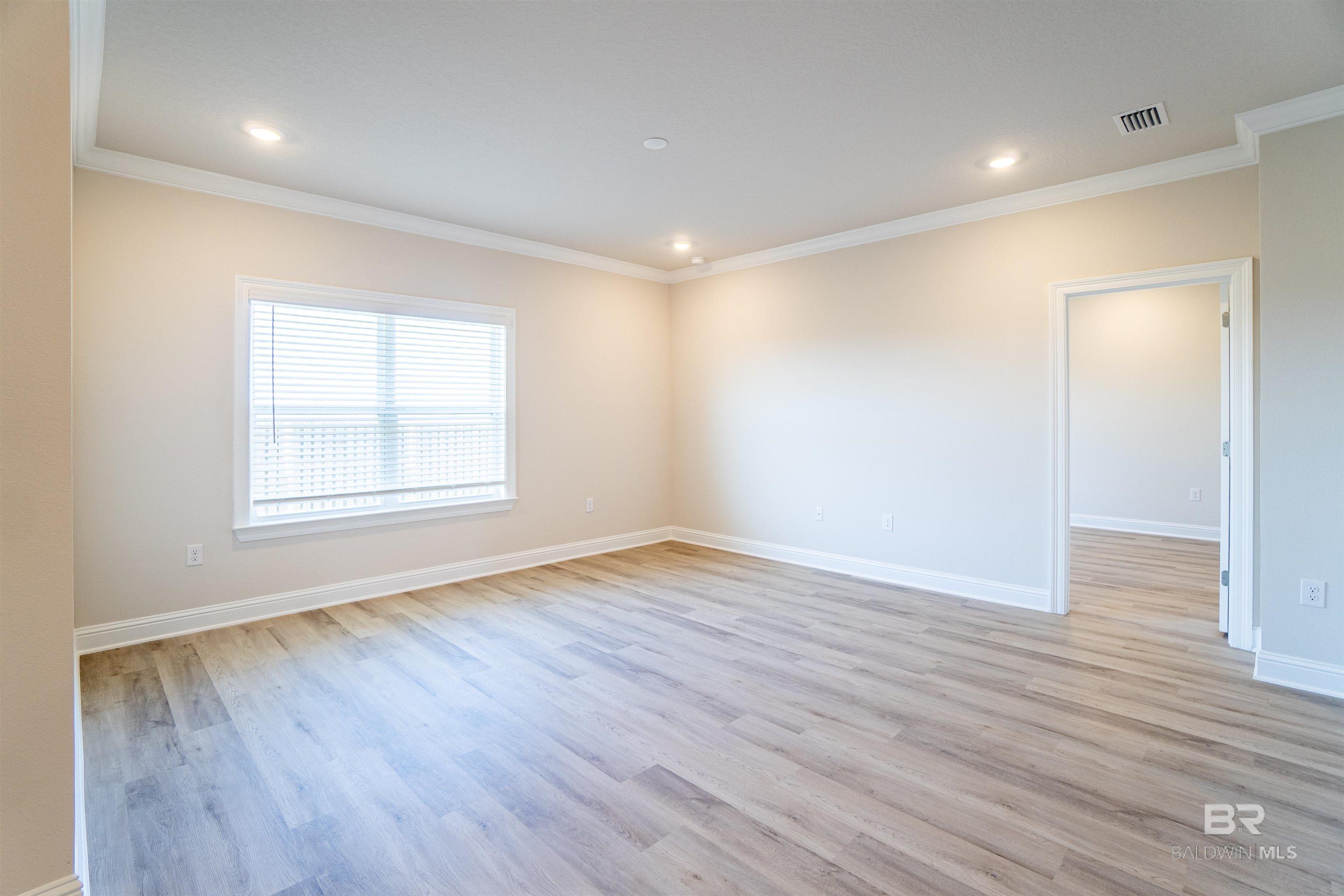 https://zimg.paragon.ice.com/ParagonImages/Property/PG/BCAR/395129/17/0/0/1c66a480d6aaf1e9e1598b748734b42e/7/94b61fd71109b35bed0516c56db93f6f/395129-75d7827b-62f7-4b8f-a394-147f35131127.JPG