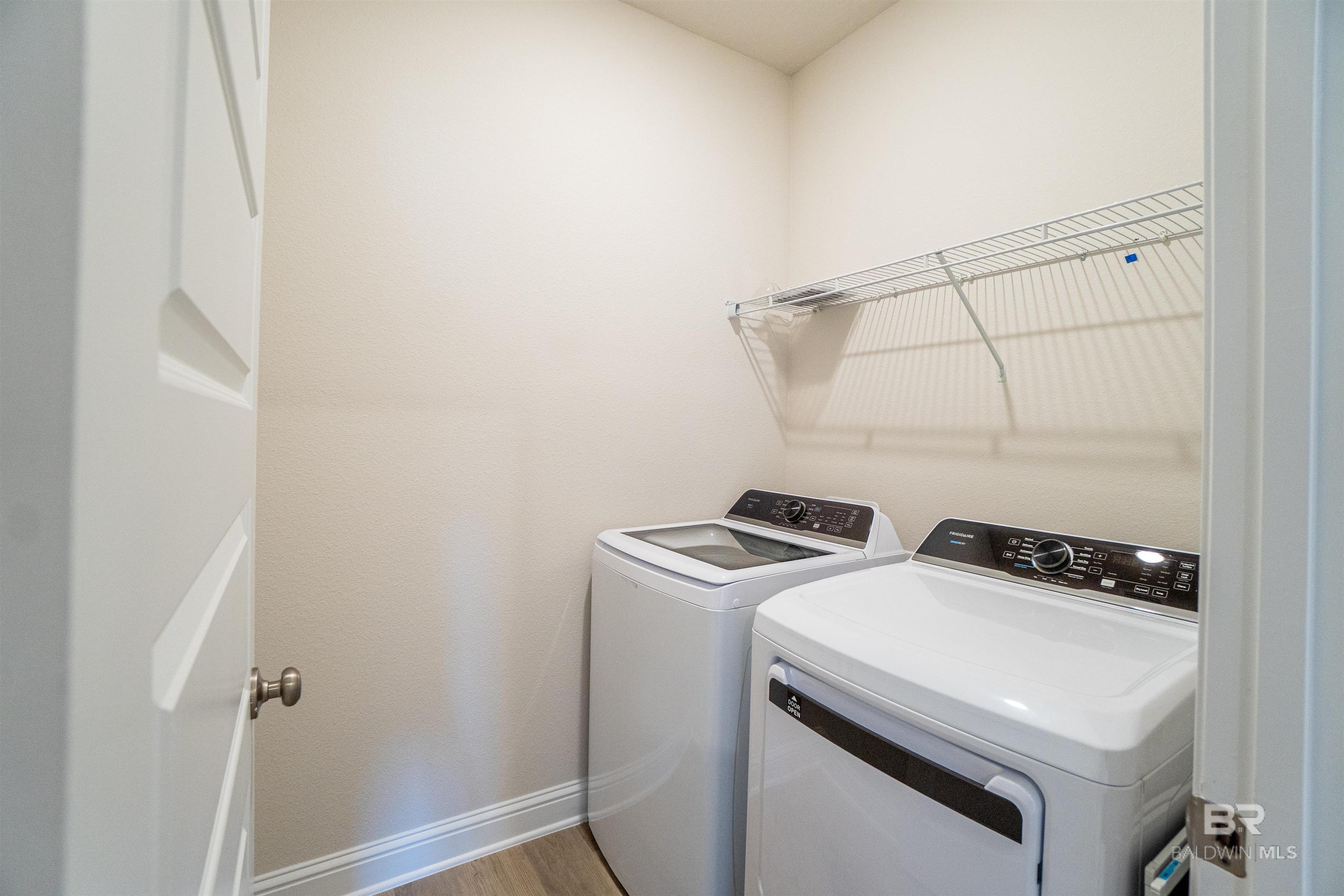 https://zimg.paragon.ice.com/ParagonImages/Property/PG/BCAR/395129/18/0/0/43a10f7f693effadb63ff1e49ff632b2/7/94b61fd71109b35bed0516c56db93f6f/395129-bb1c73b6-09c7-4eda-a165-cf96b4b21187.JPG