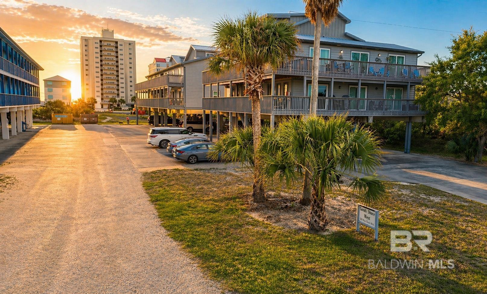 1041 W Lagoon Avenue UNIT 302, Gulf Shores, AL, 36542