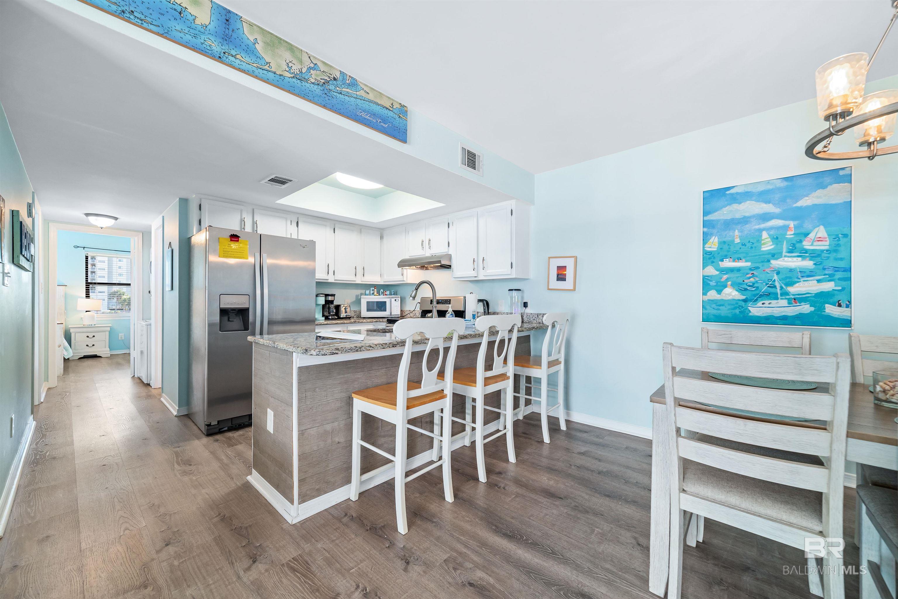 1041 W Lagoon Avenue UNIT 302, Gulf Shores, AL, 36542