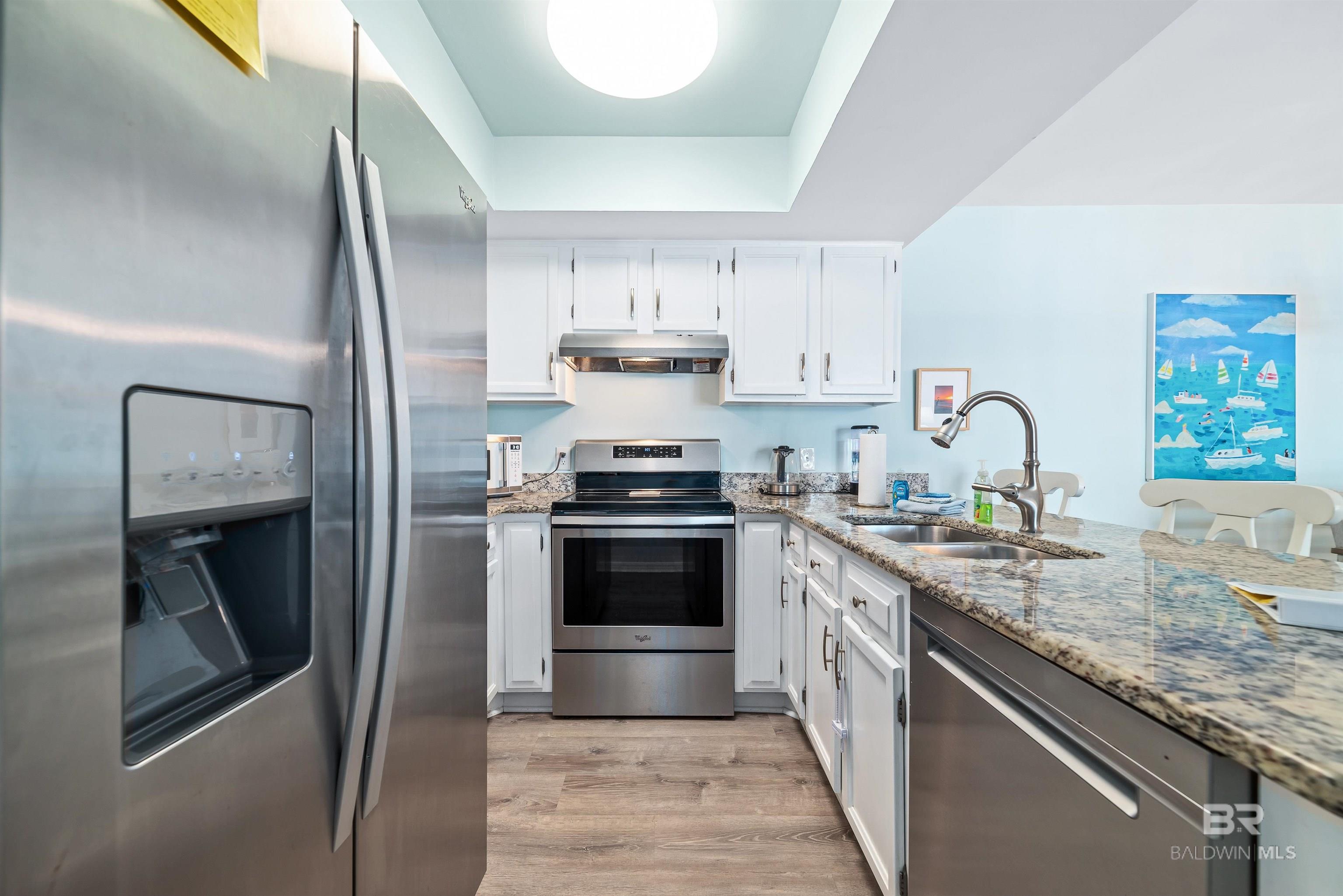 1041 W Lagoon Avenue UNIT 302, Gulf Shores, AL, 36542