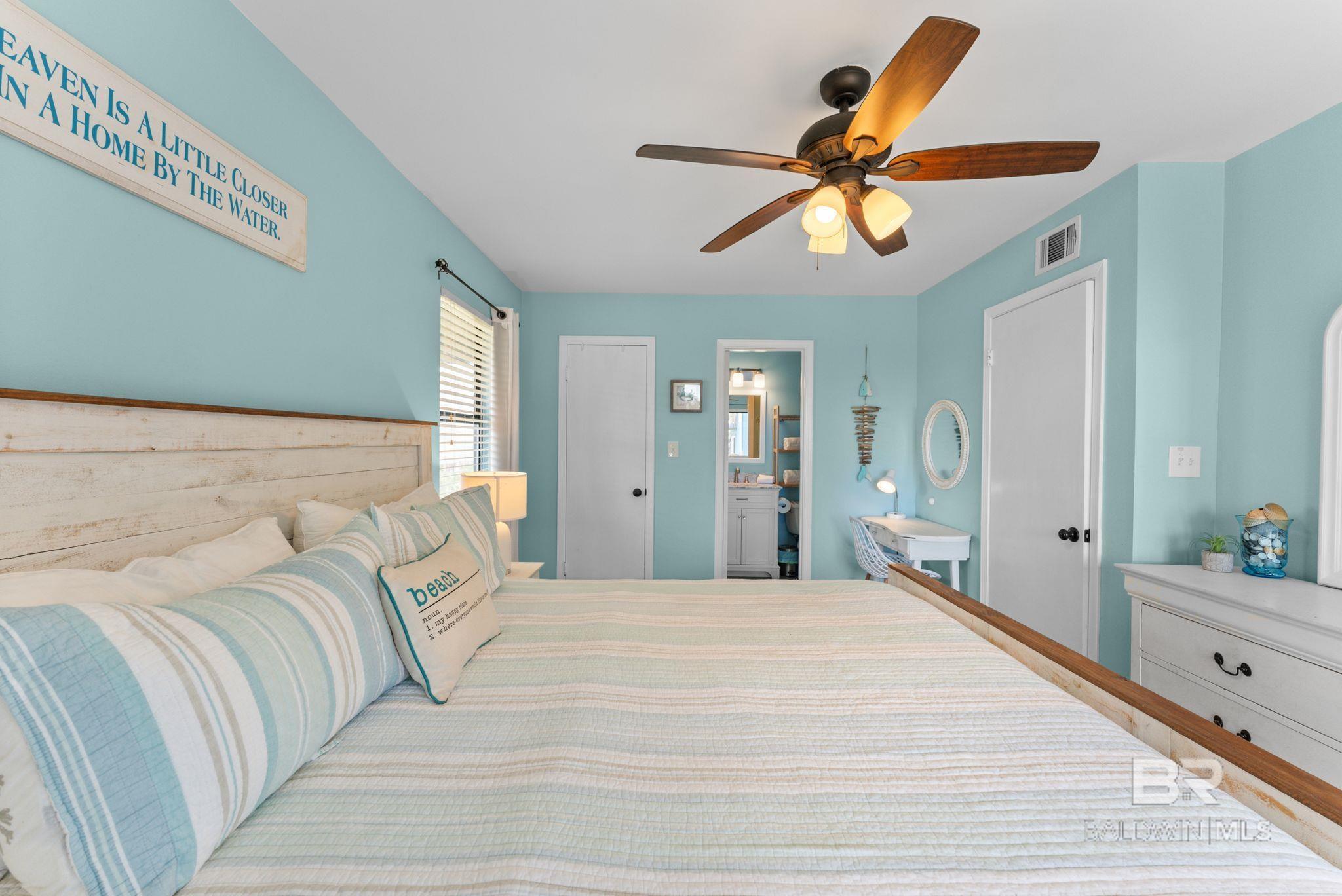 1041 W Lagoon Avenue UNIT 302, Gulf Shores, AL, 36542