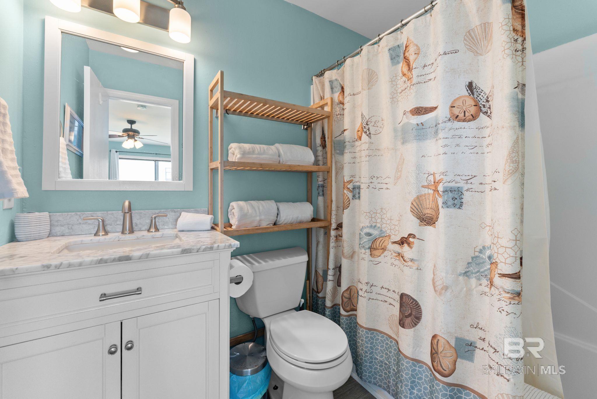 1041 W Lagoon Avenue UNIT 302, Gulf Shores, AL, 36542