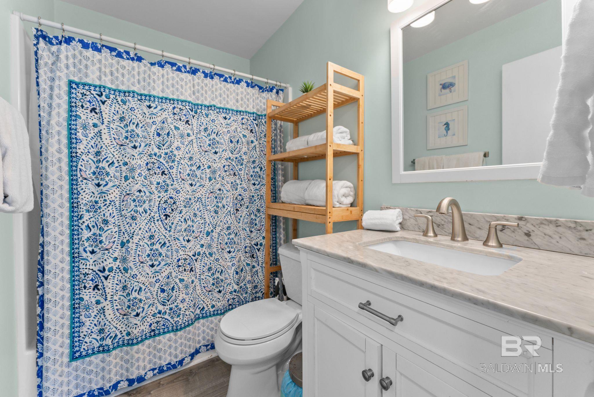 1041 W Lagoon Avenue UNIT 302, Gulf Shores, AL, 36542