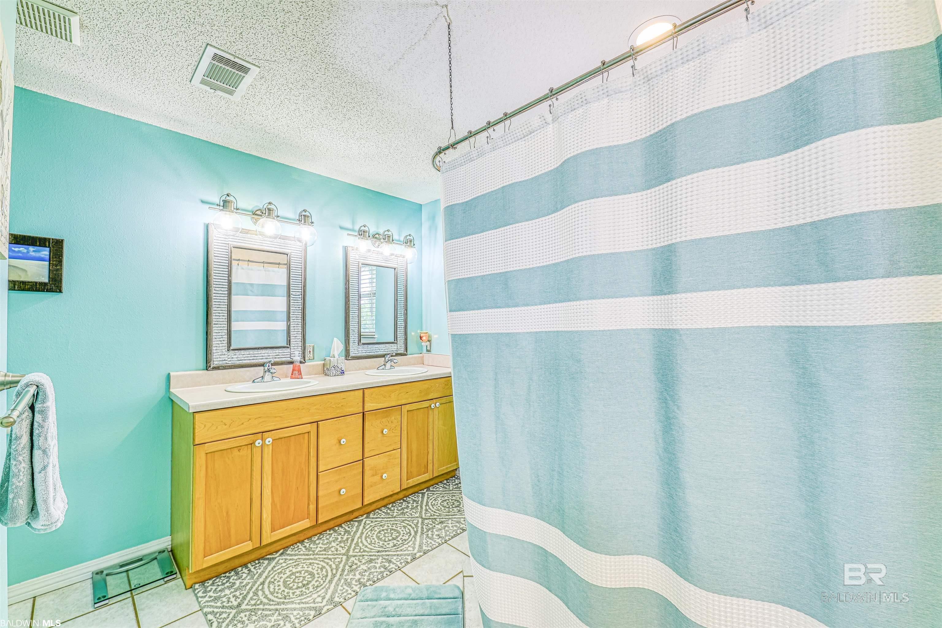 6991 Manskow Lane, Gulf Shores, AL, 36542