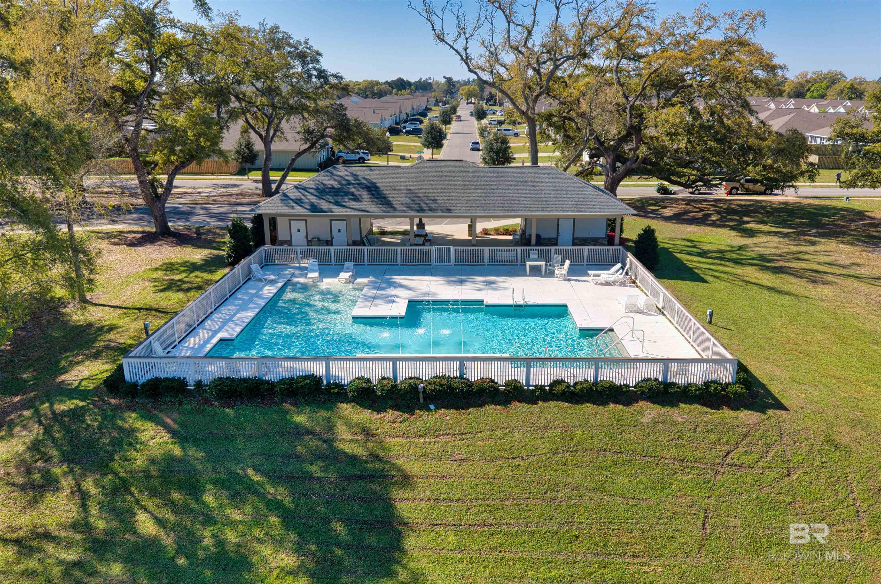 420 Winters Avenue, Gulf Shores, AL, 36542