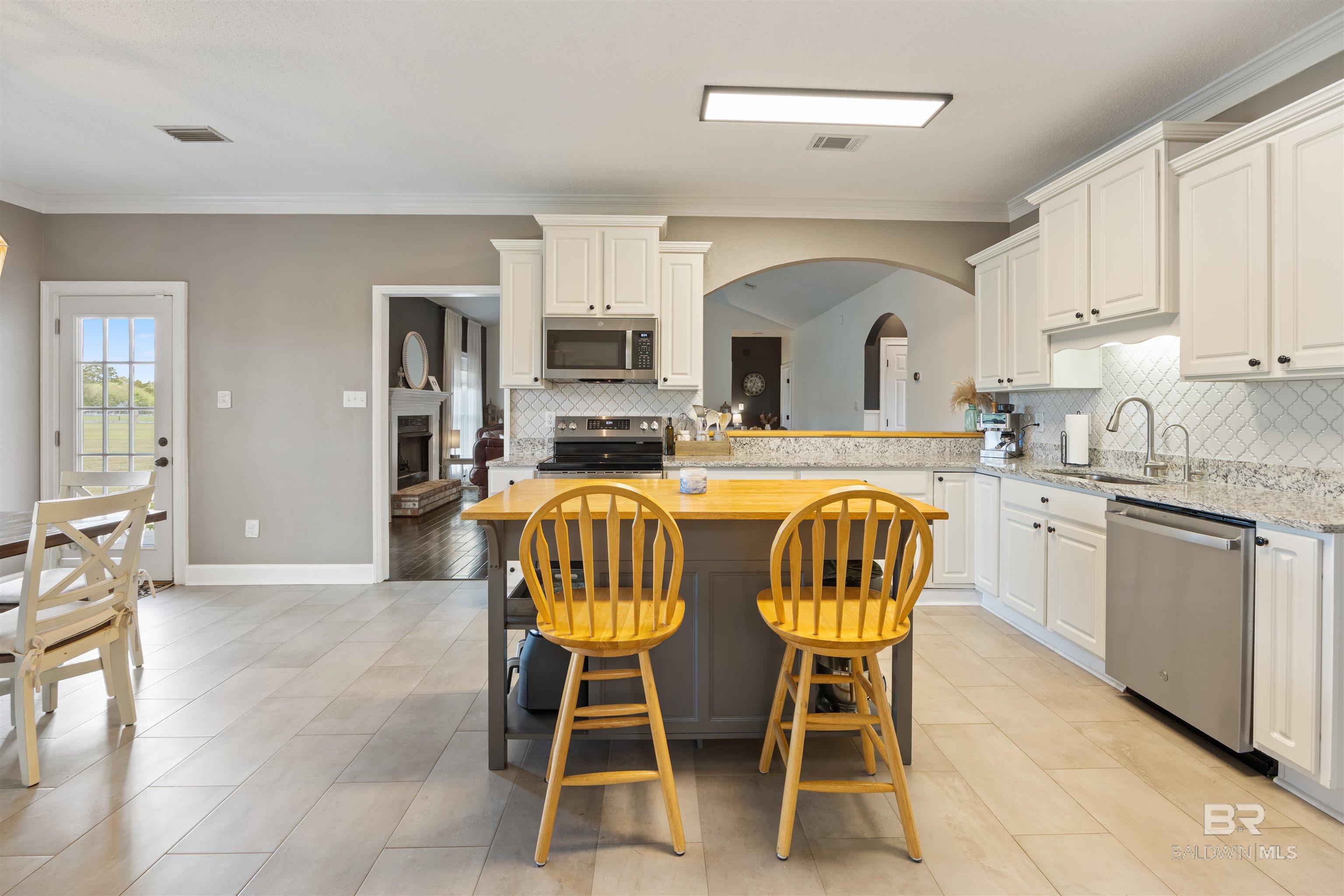 9855 Stucki Road, Elberta, AL, 36530-2766