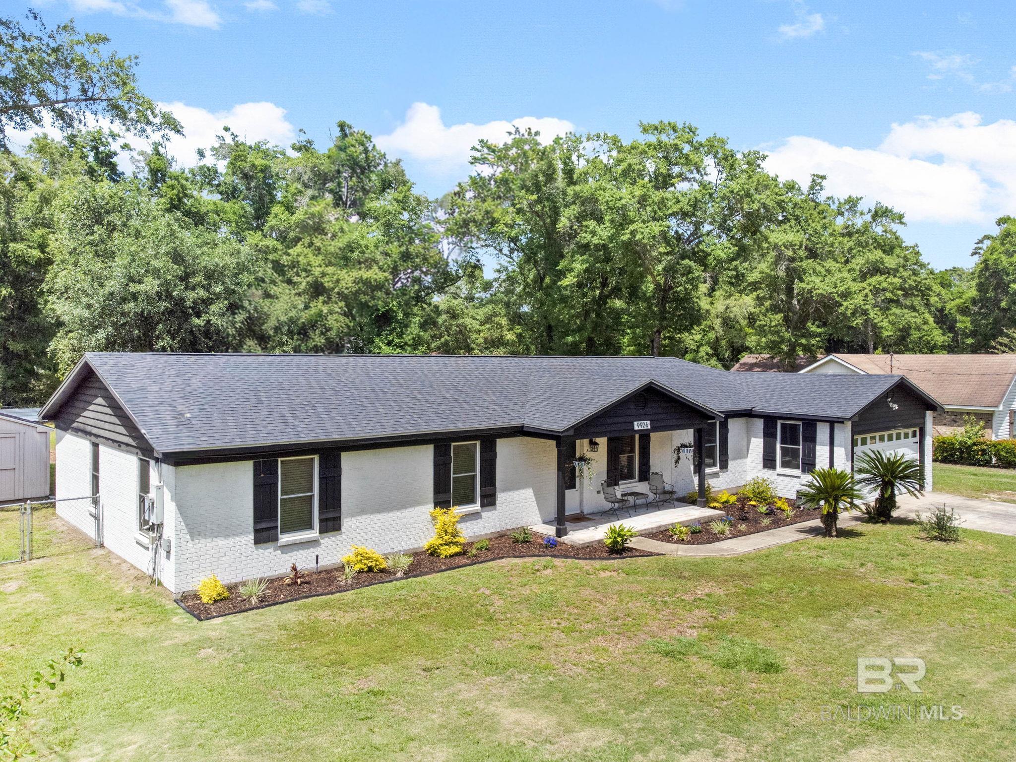 https://zimg.paragon.ice.com/ParagonImages/Property/PG/BCAR/395166/63/0/0/be2411c452e378271876356cf64b0b85/7/9826d04a114761b7b156f066d8ab8970/395166-e0acd0e6-e290-4e7a-83bf-b8678116b016.JPG