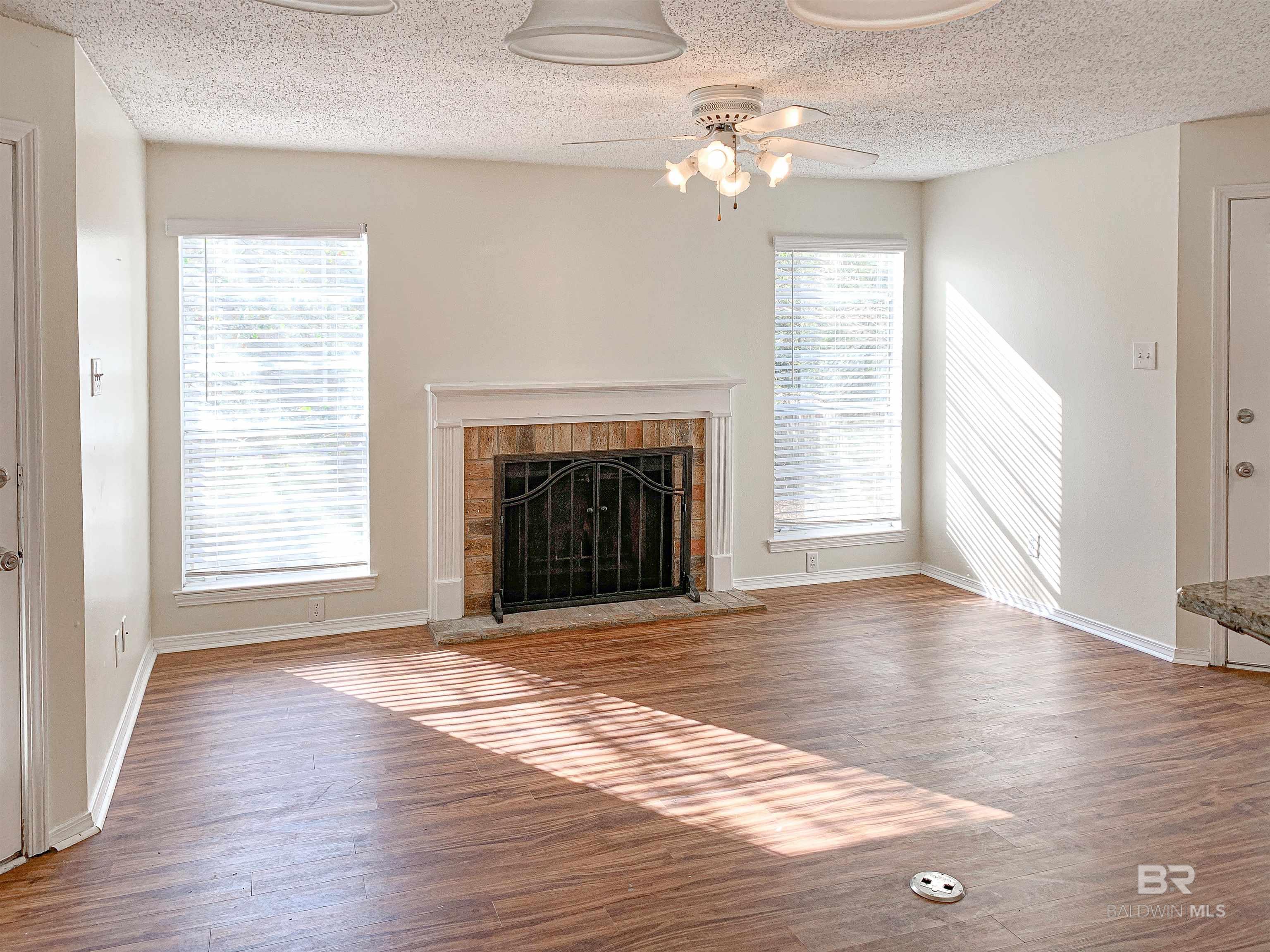 5608 Cottage Hill Drive UNIT 214, Mobile, AL, 36609-4253