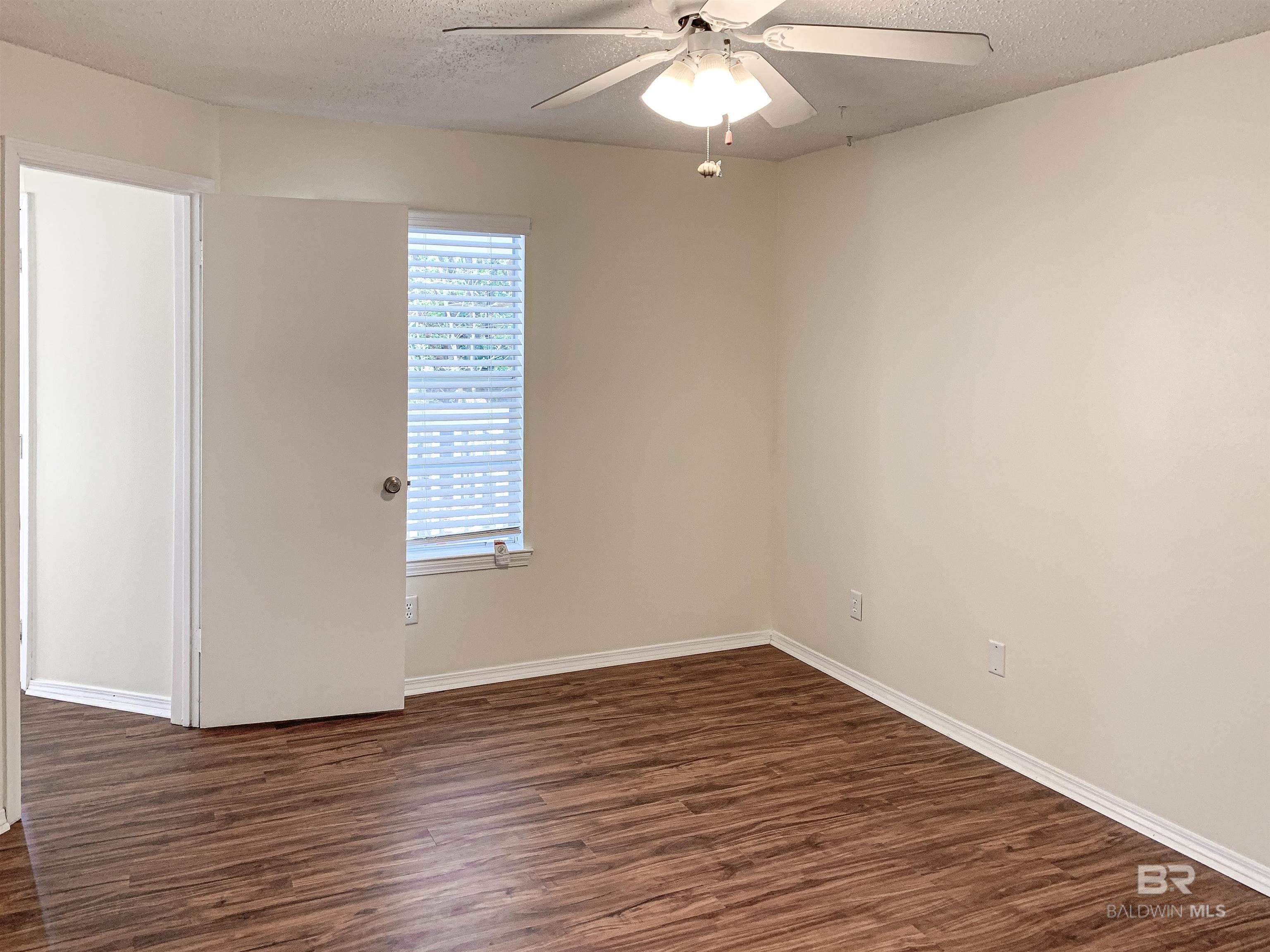 5608 Cottage Hill Drive UNIT 214, Mobile, AL, 36609-4253