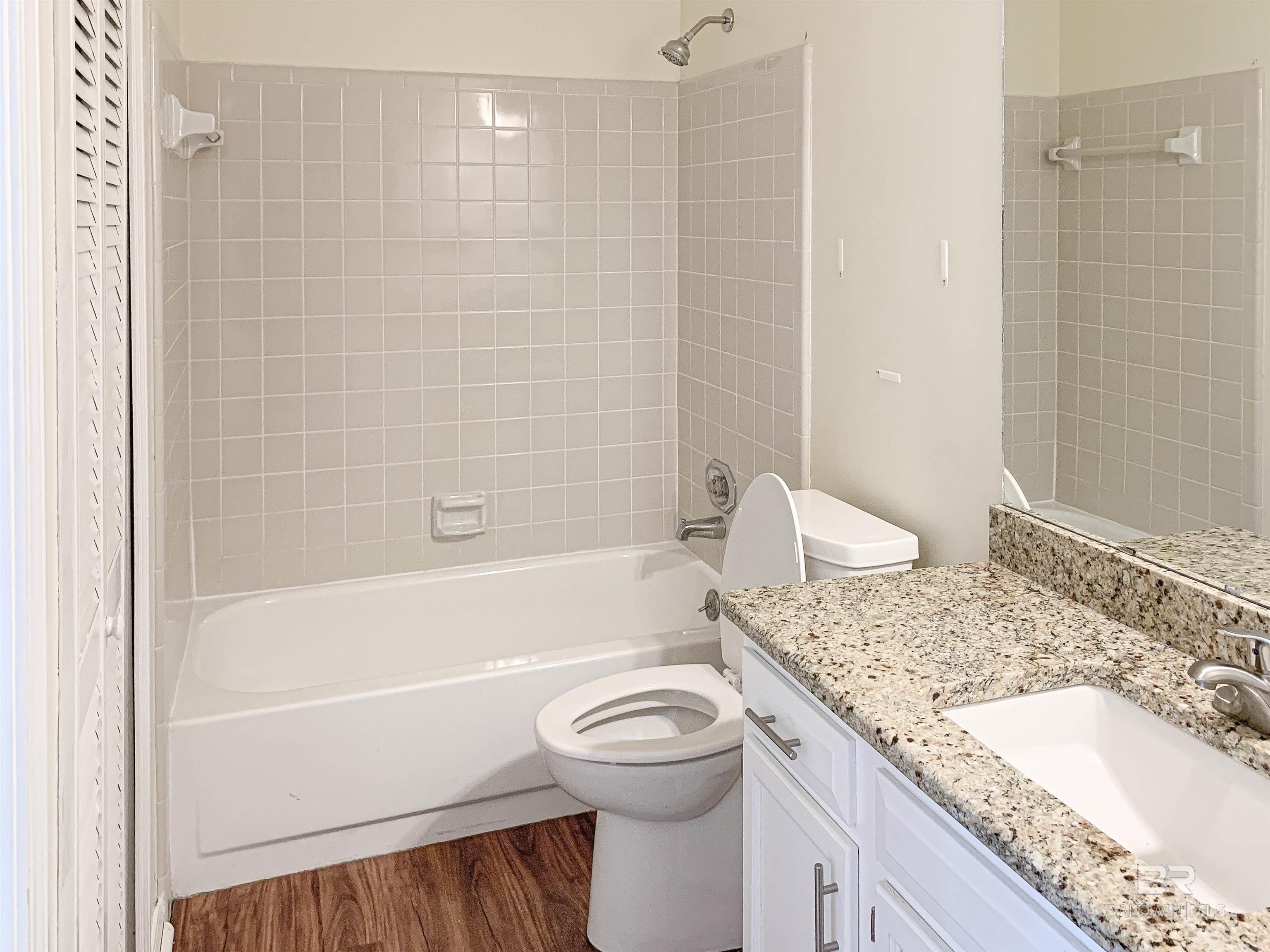 5608 Cottage Hill Drive UNIT 214, Mobile, AL, 36609-4253
