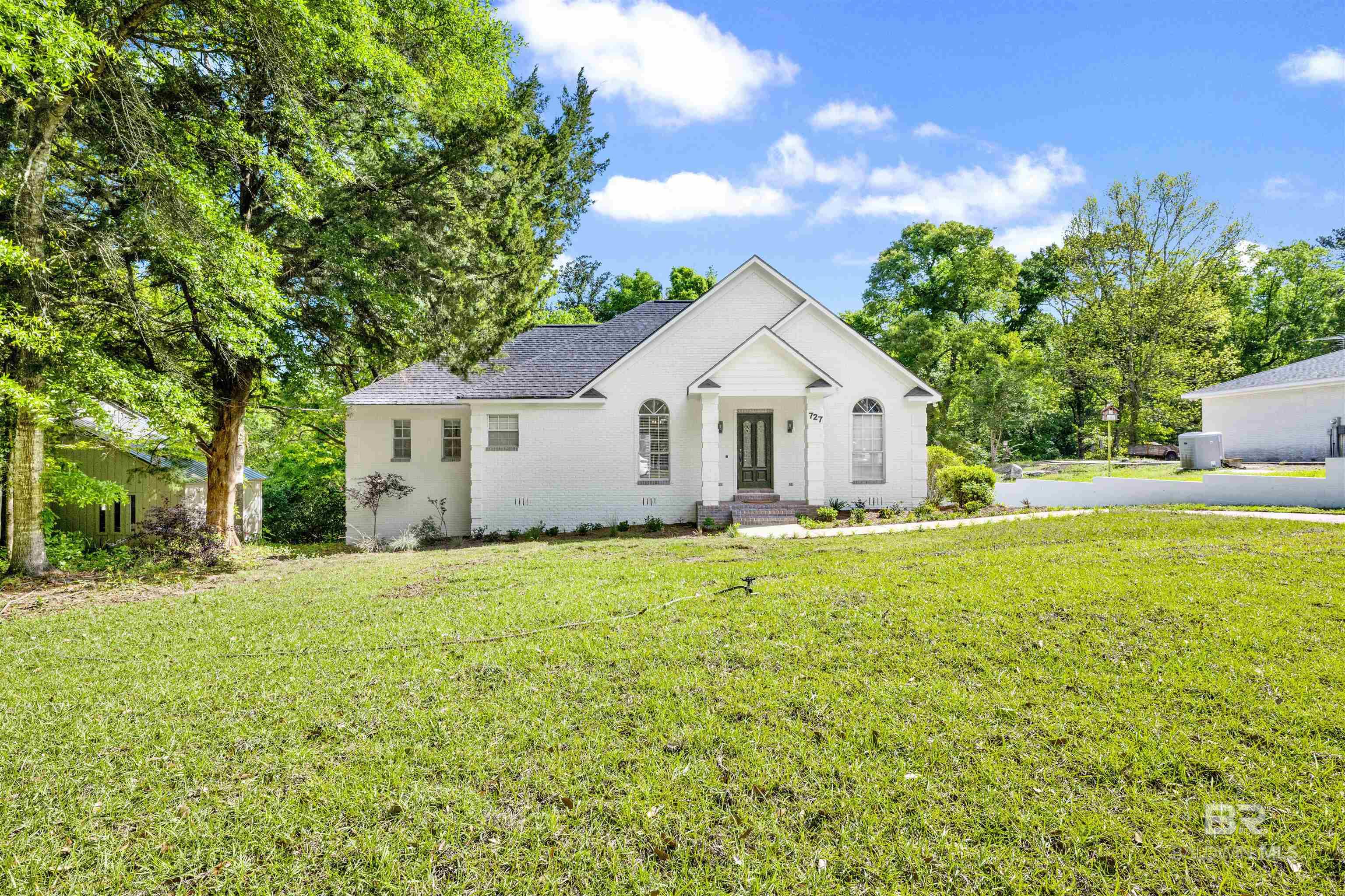 727 N Artillery Range, Spanish Fort, AL, 36527