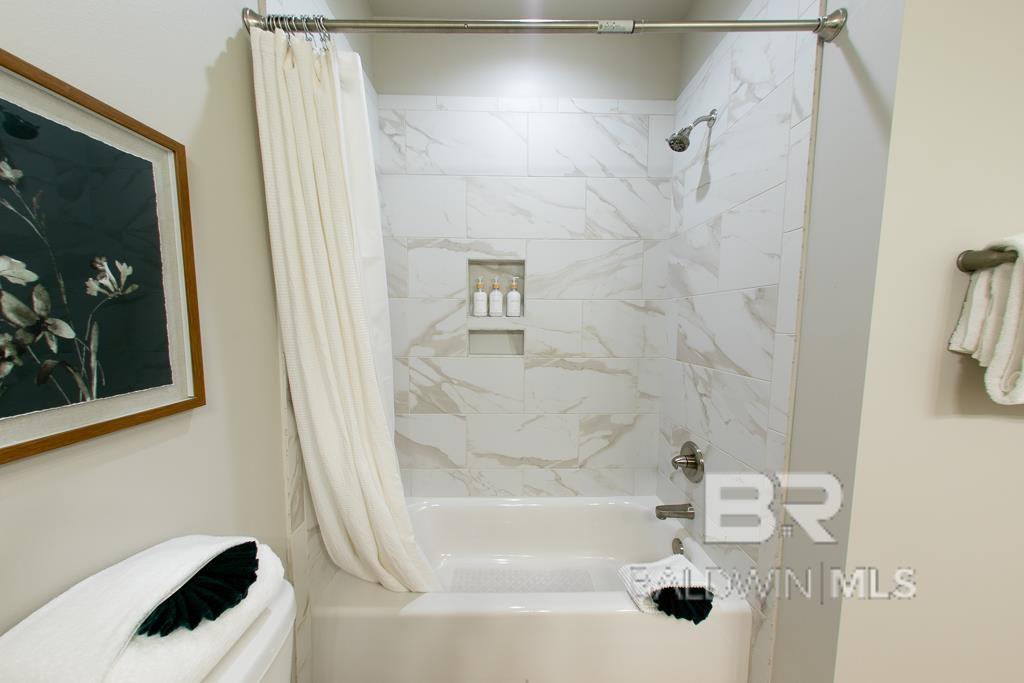 588 E Beach Boulevard UNIT D, Gulf Shores, AL, 36561