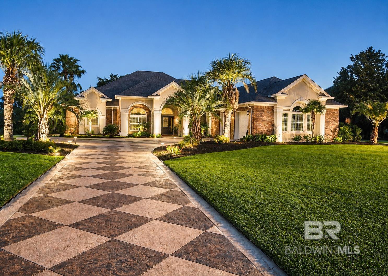 Large Homes for Sale in Gulf Shores