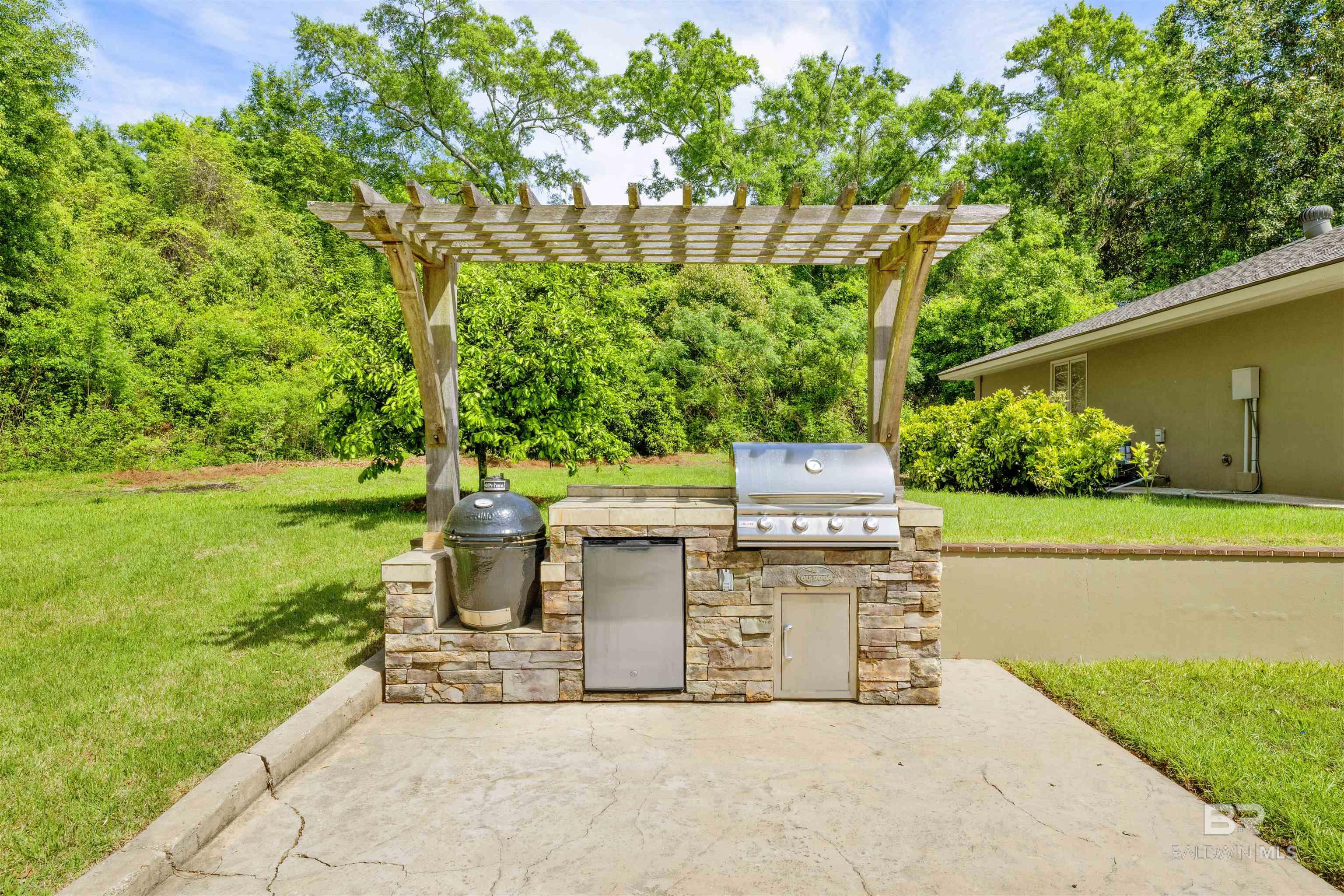 6801 N Winding Brook Drive, Daphne, AL, 36526